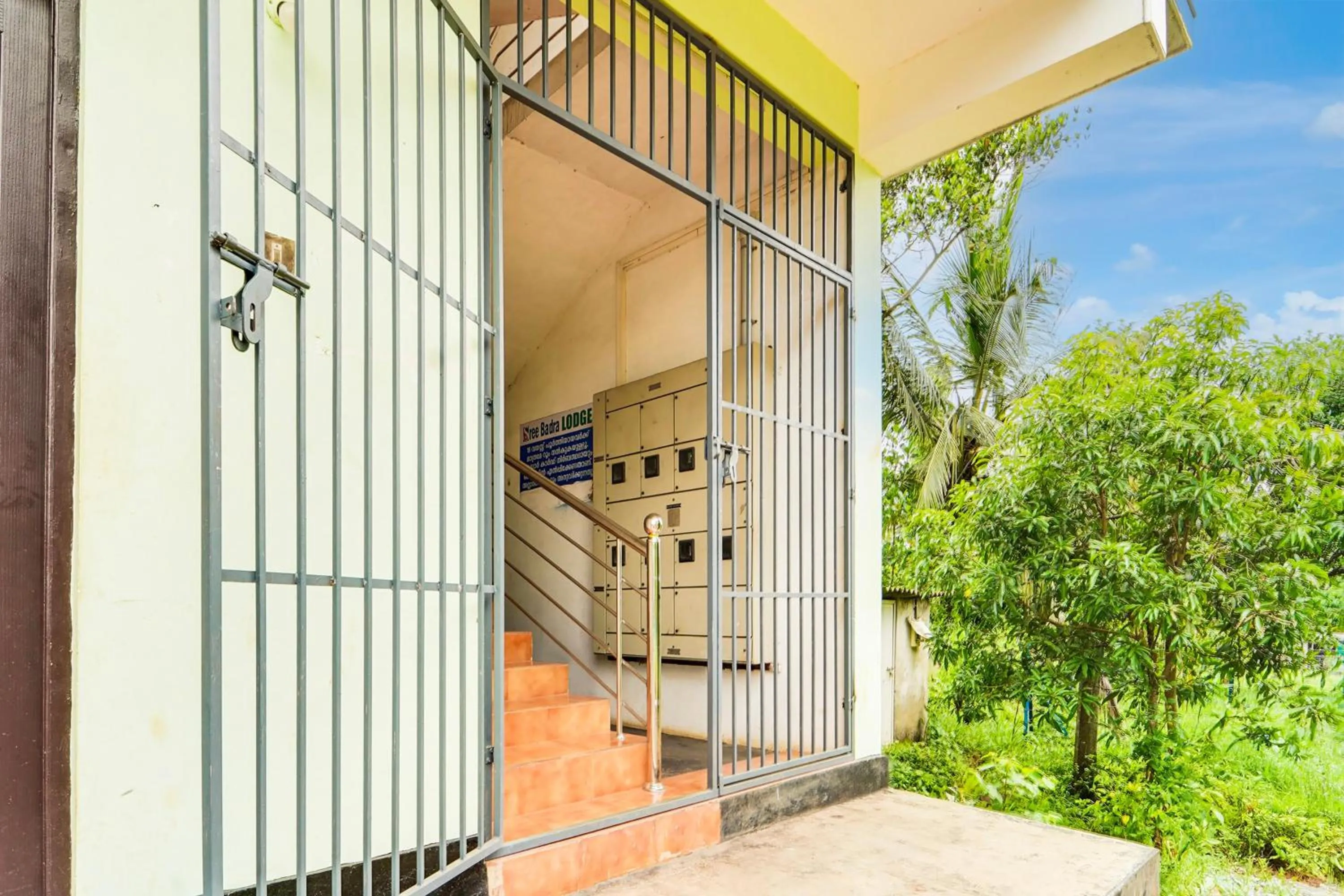 Facade/entrance in Hotel O Sree Badra Lodge