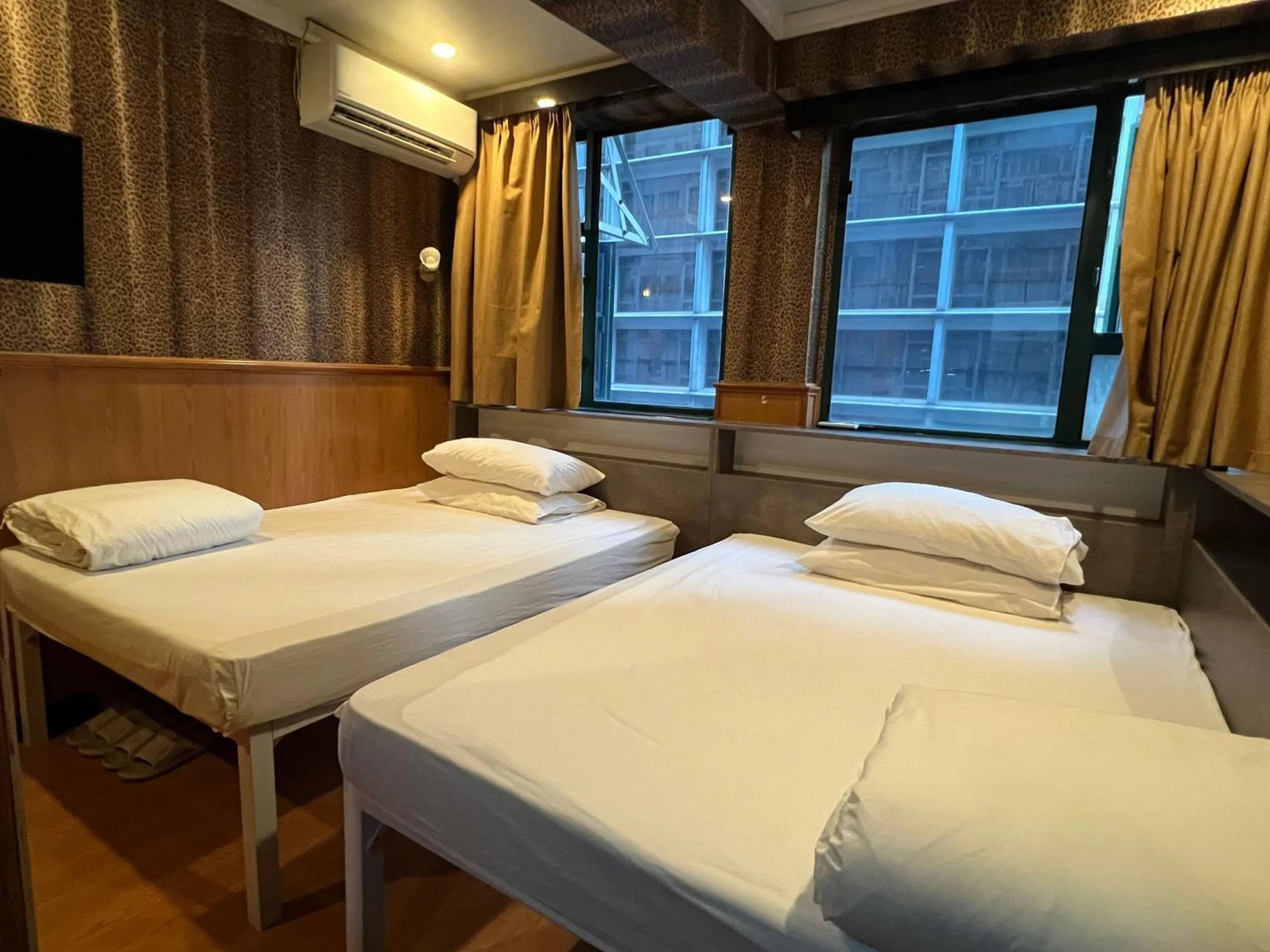 Bed in USA Hostel HONG KONG