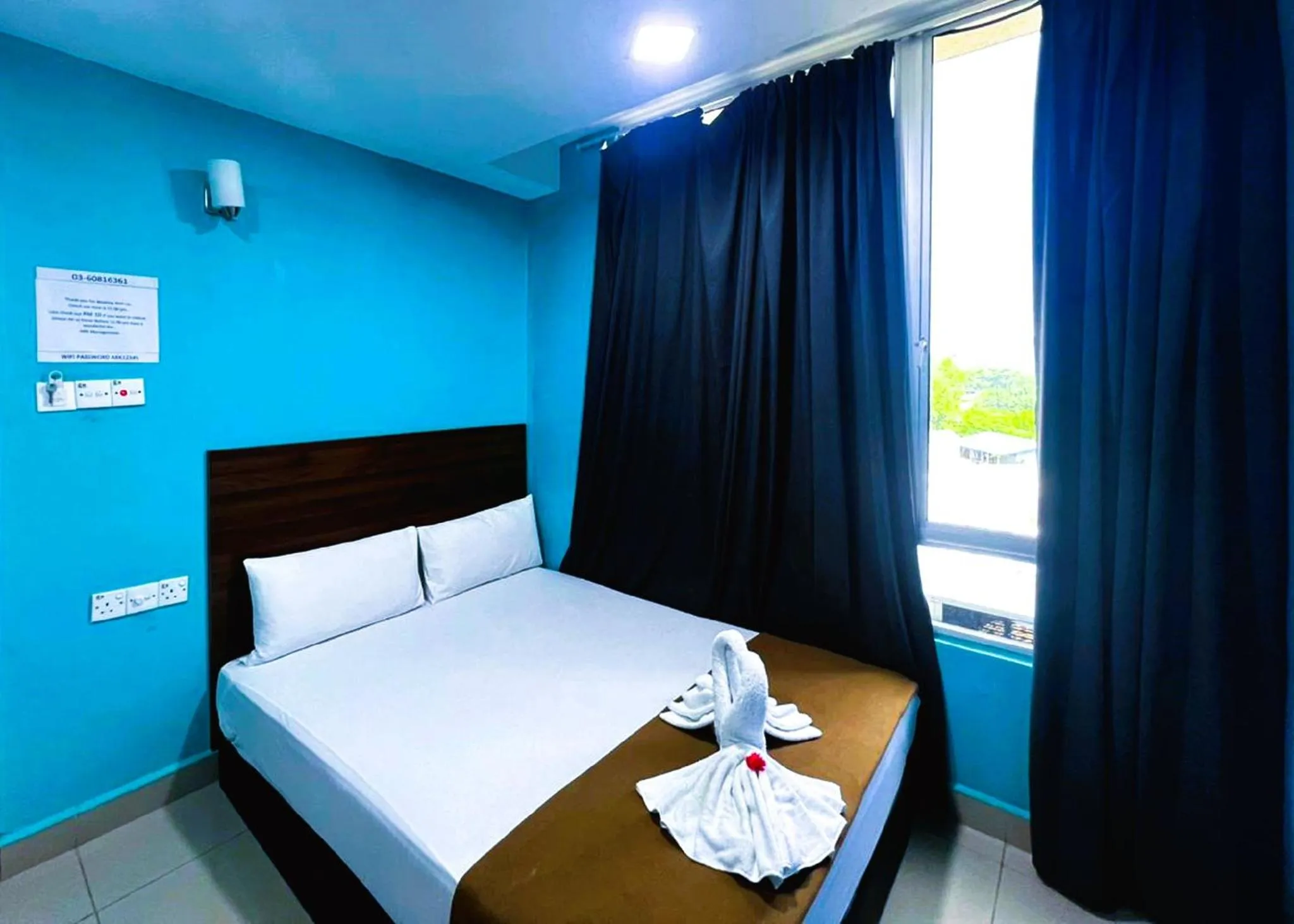 Photo of the whole room, Bed in ARK Serendah Hotel