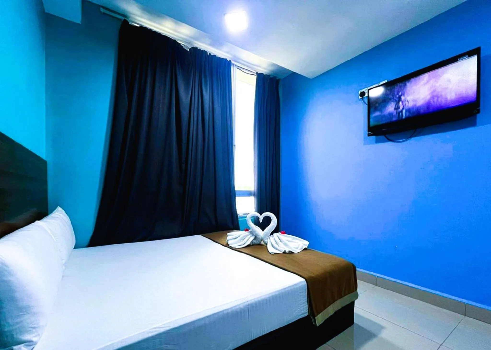 TV and multimedia, Bed in ARK Serendah Hotel