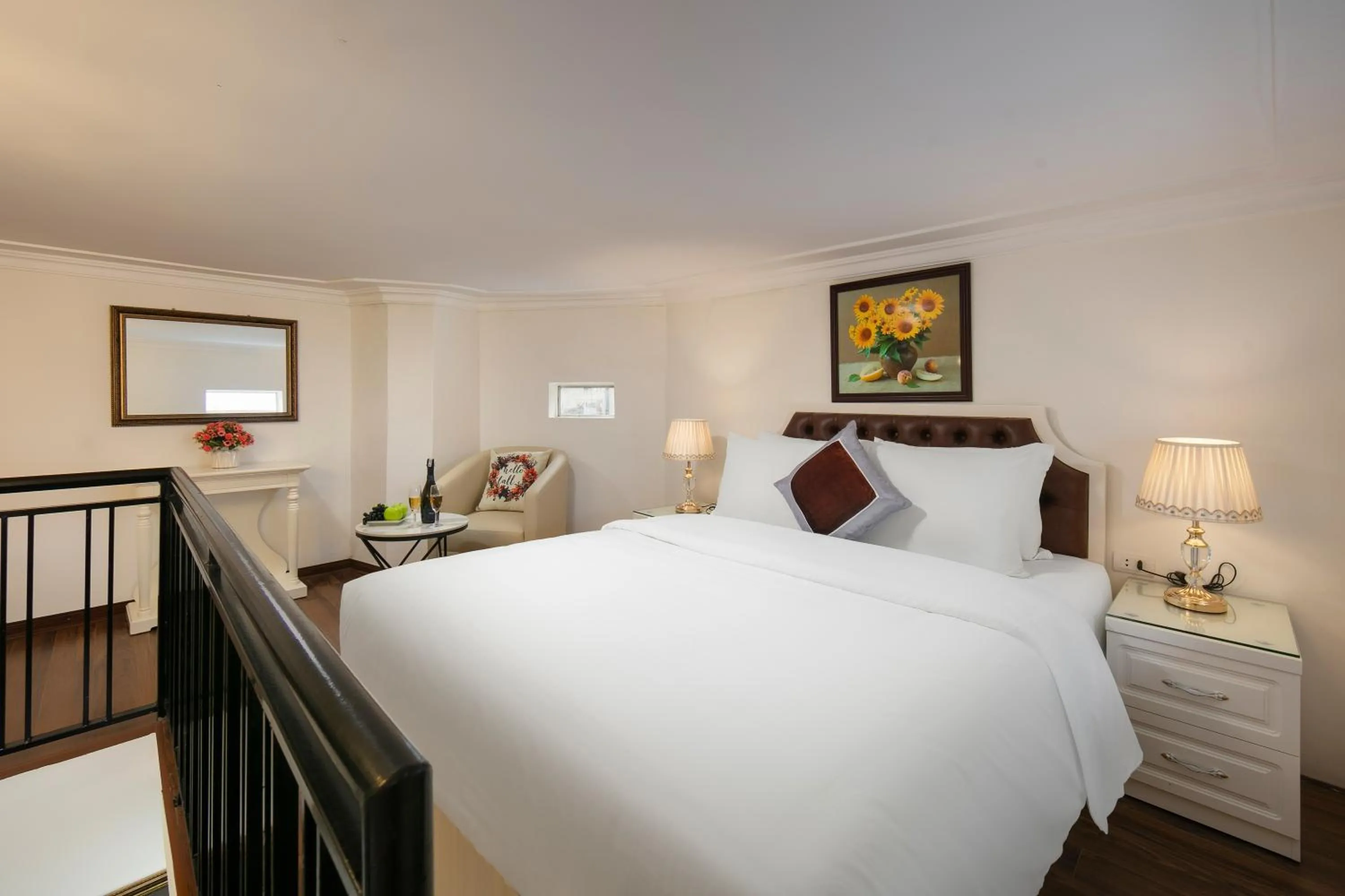 Bed in TrangTrang Luxury Hotel