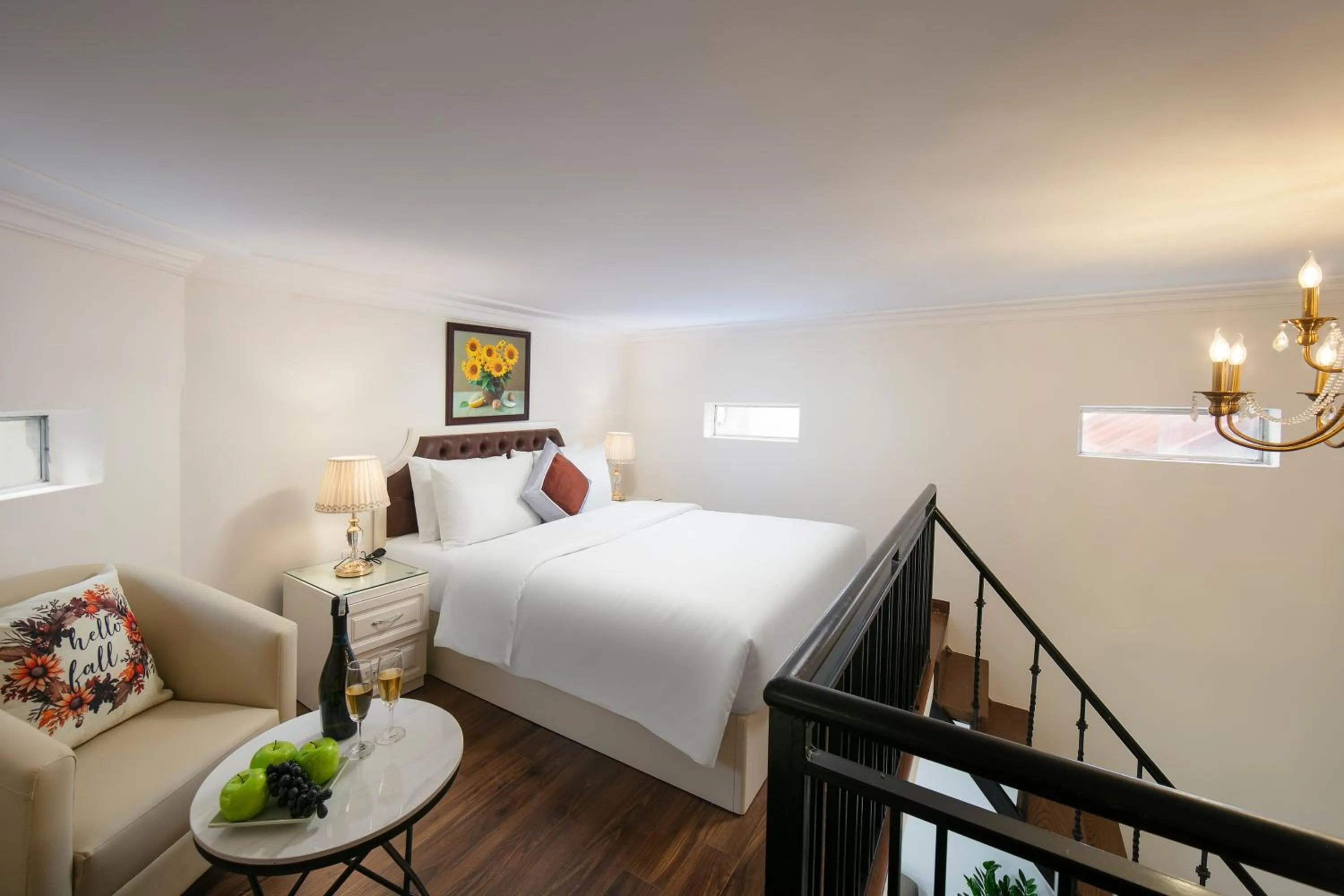 Bed in TrangTrang Luxury Hotel