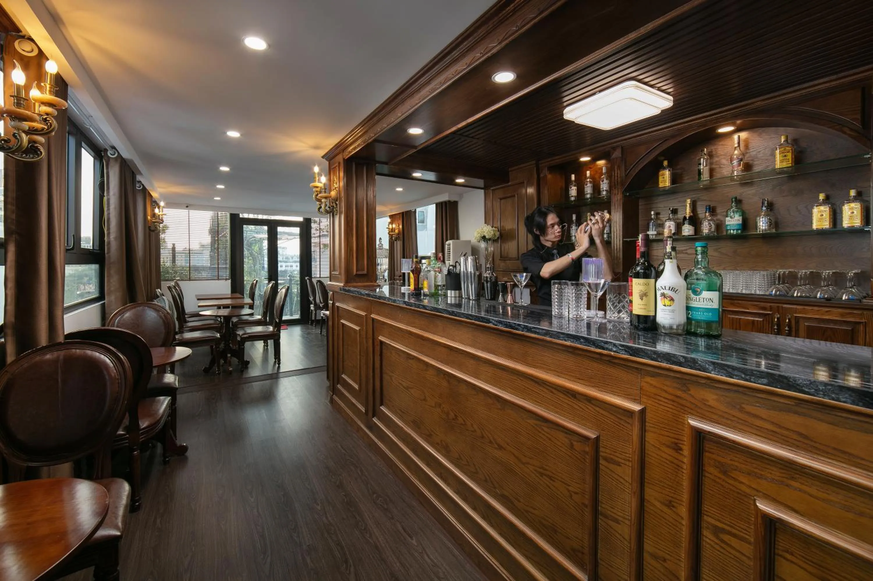 Lounge or bar in TrangTrang Luxury Hotel