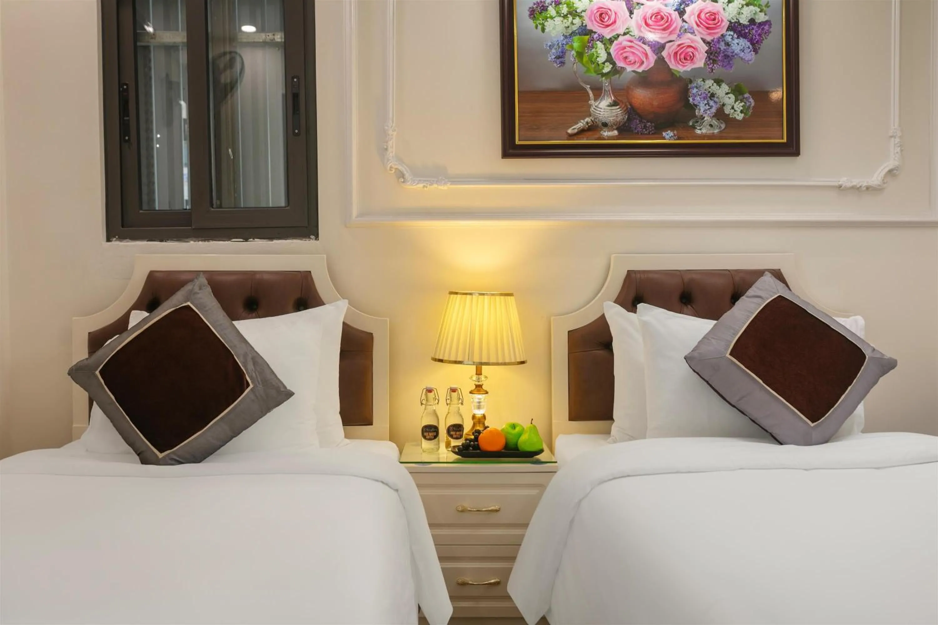 Bed in TrangTrang Luxury Hotel