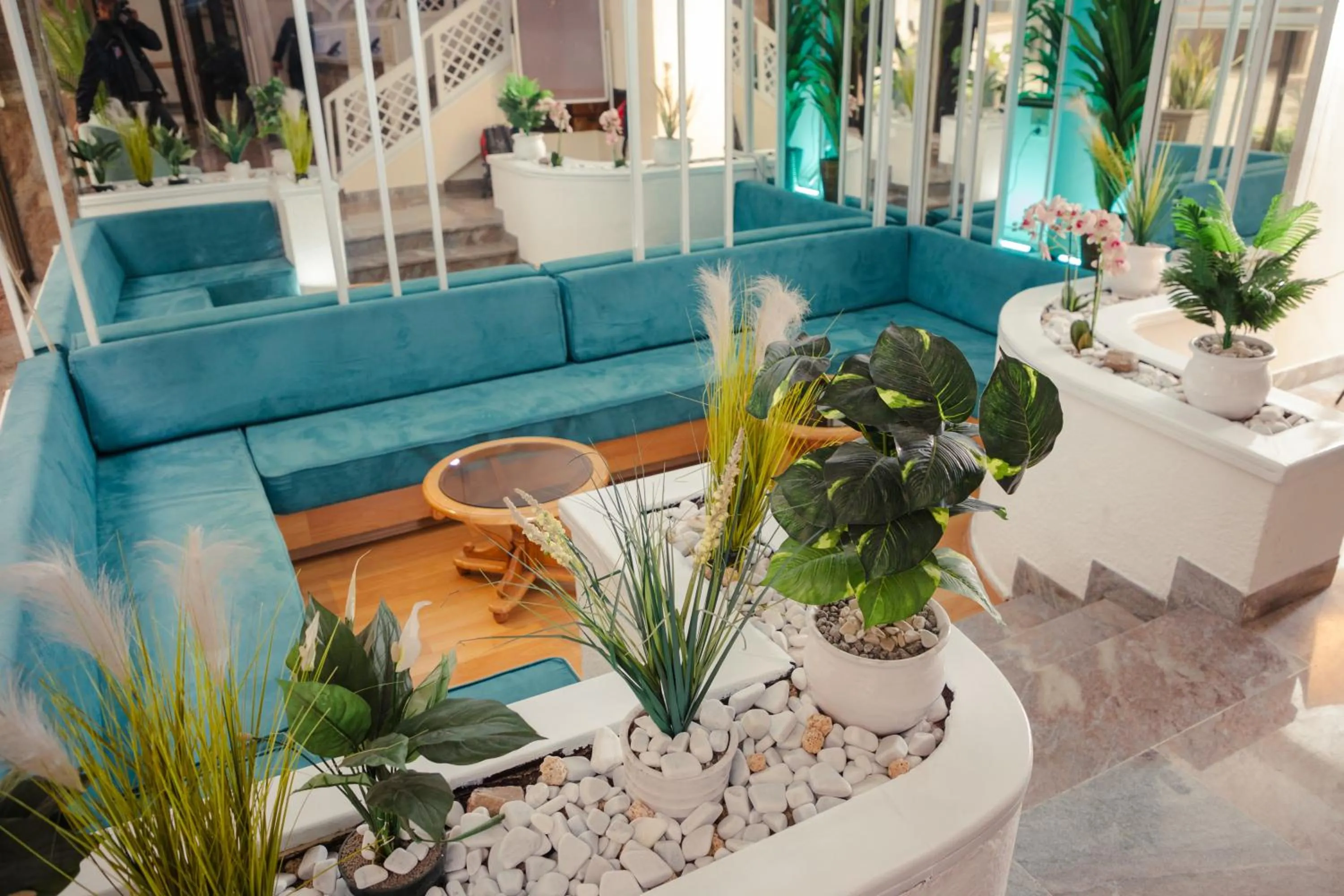 Seating area in Le National