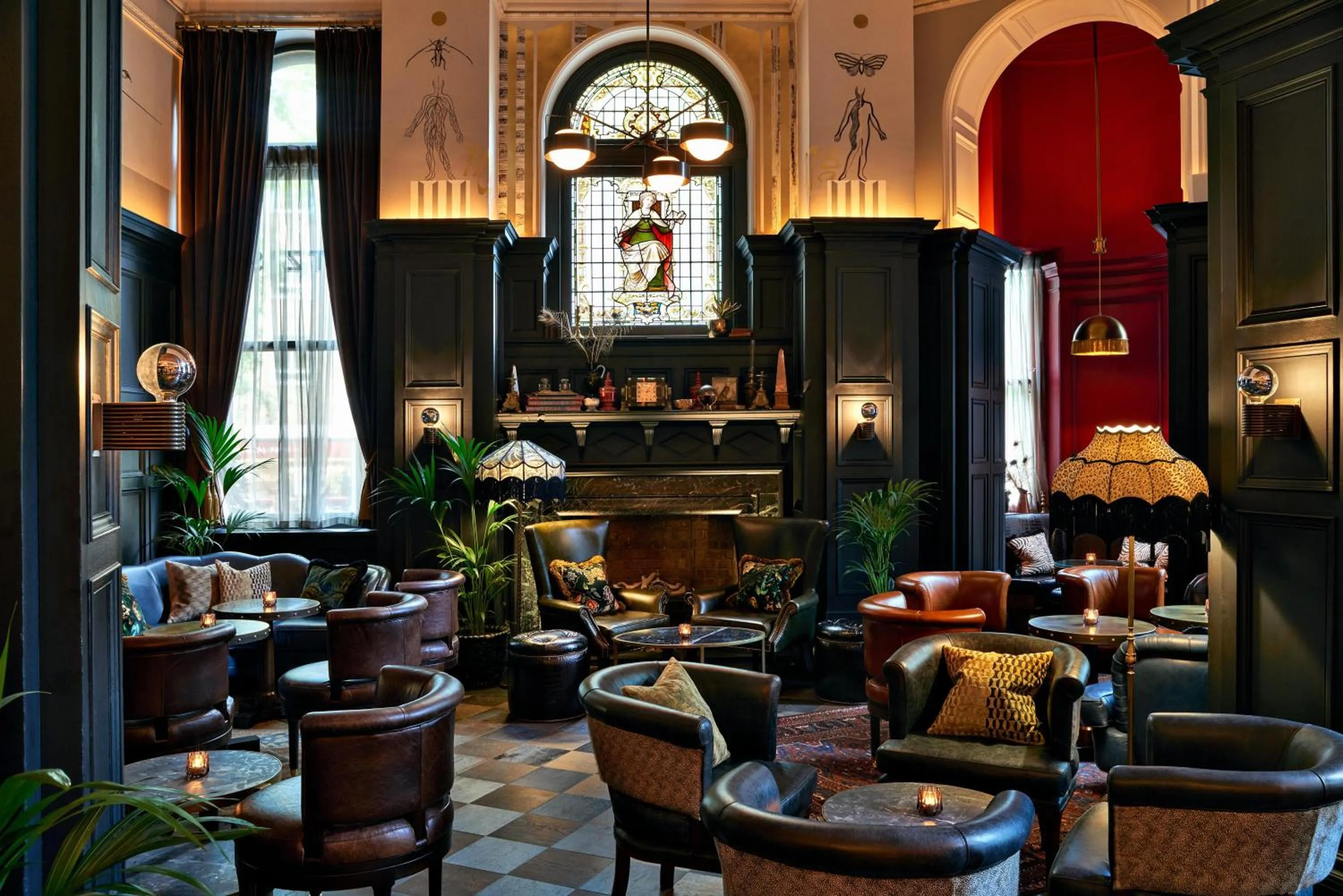Lounge or bar in Kimpton Fitzroy London by IHG