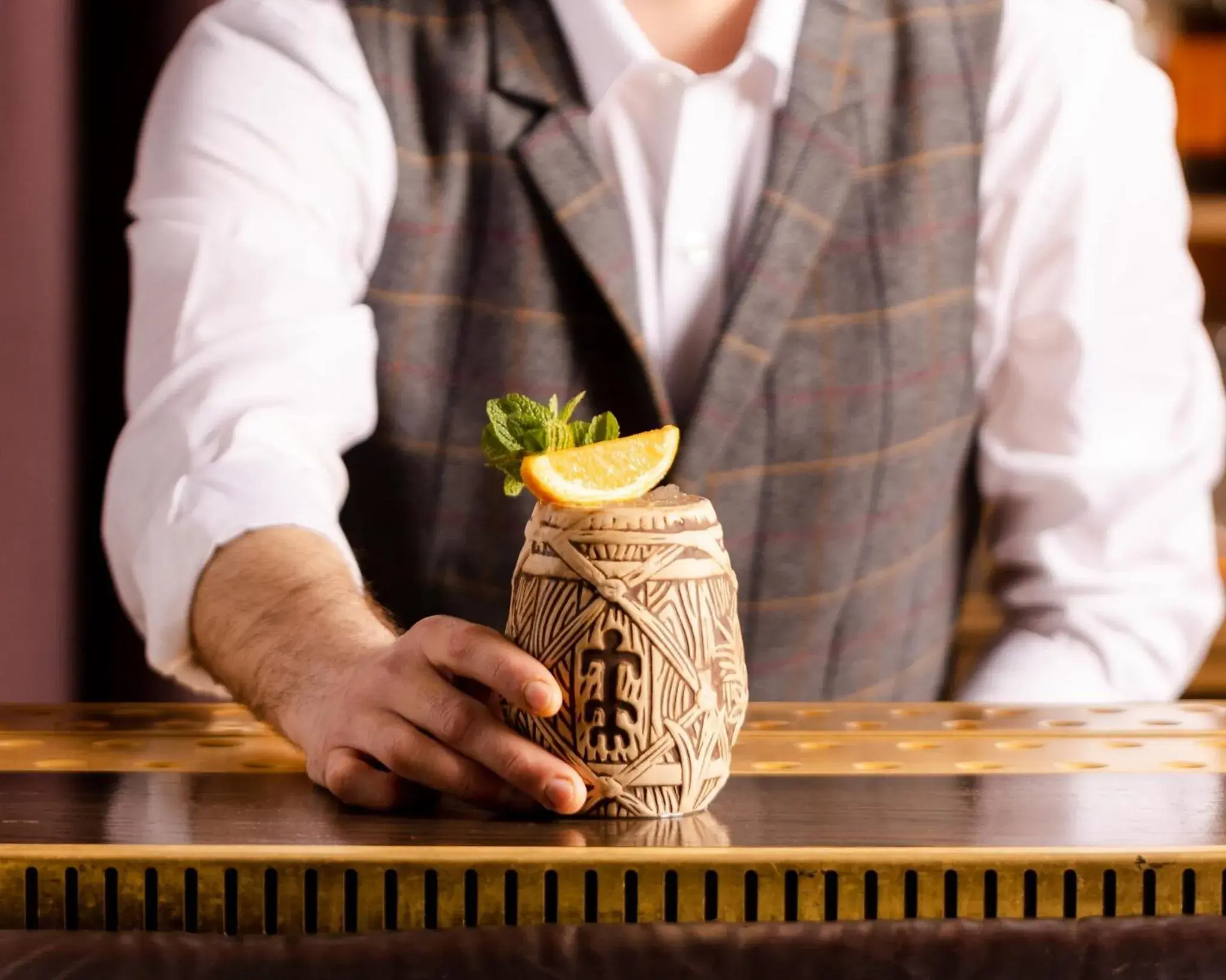 Lounge or bar in Kimpton Fitzroy London by IHG Lounge or bar in Kimpton Fitzroy London by IHG