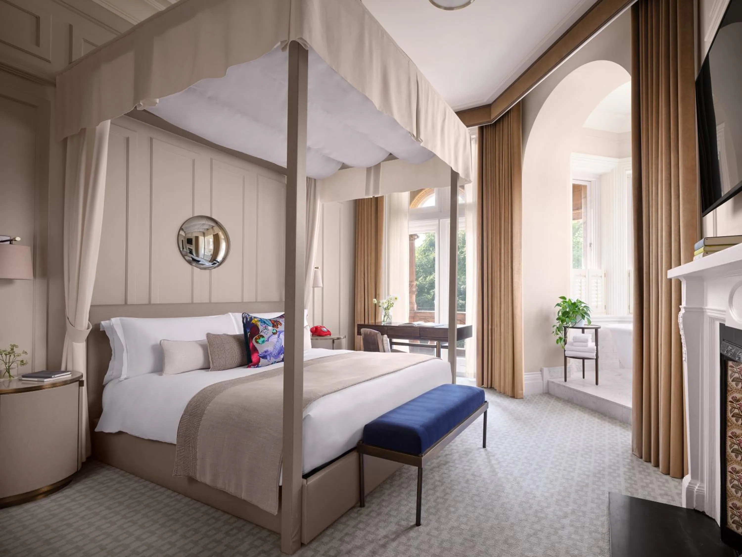 Photo of the whole room, Bed in Kimpton Fitzroy London by IHG