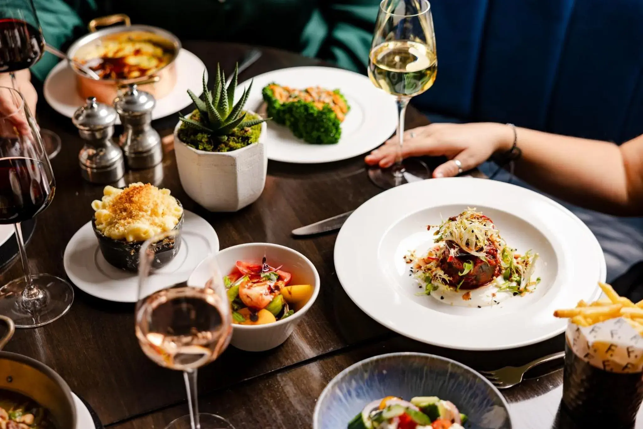 Restaurant/places to eat in Kimpton Fitzroy London by IHG Restaurant/places to eat in Kimpton Fitzroy London by IHG