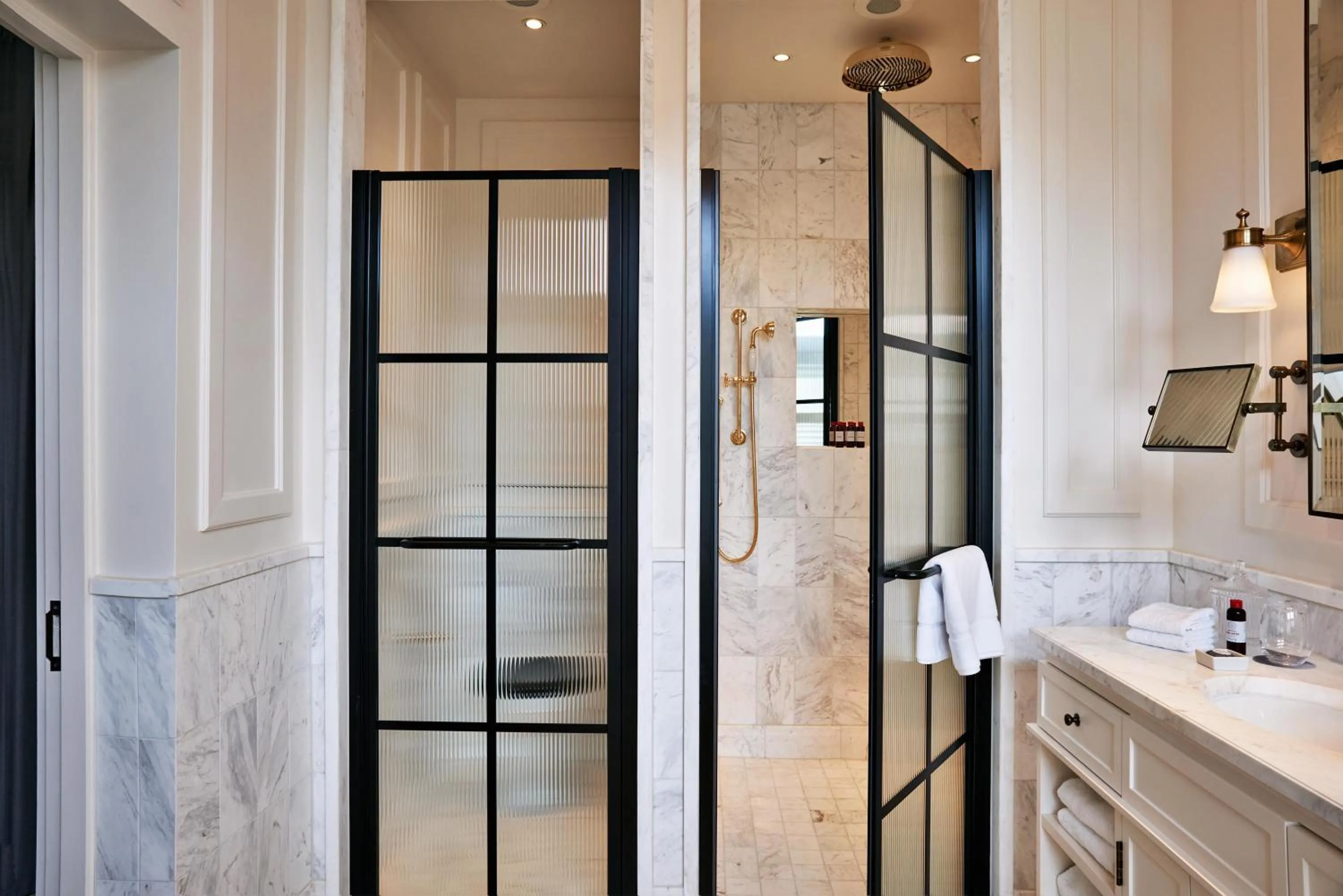 Photo of the whole room in Kimpton Fitzroy London by IHG