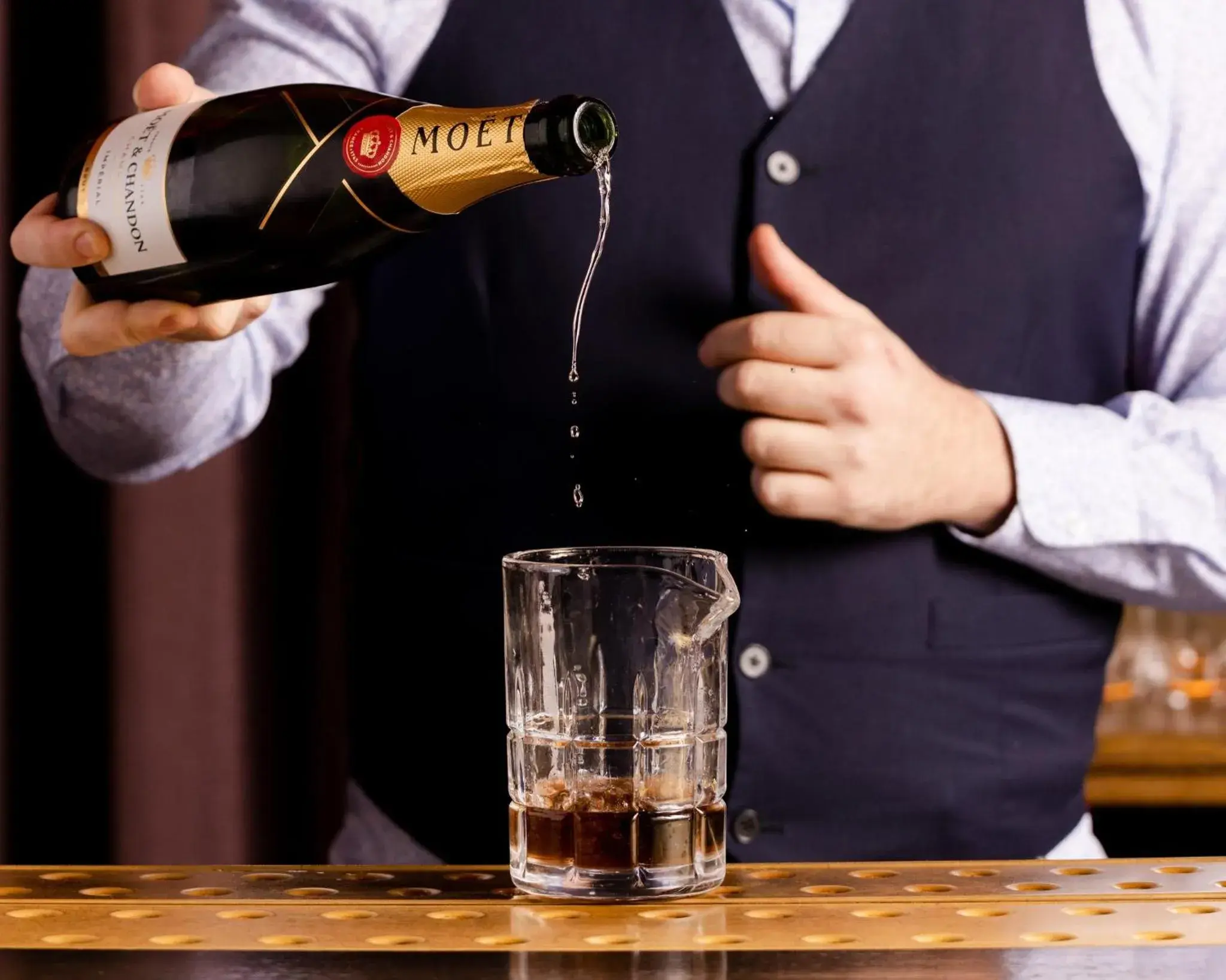 Lounge or bar in Kimpton Fitzroy London by IHG Lounge or bar in Kimpton Fitzroy London by IHG