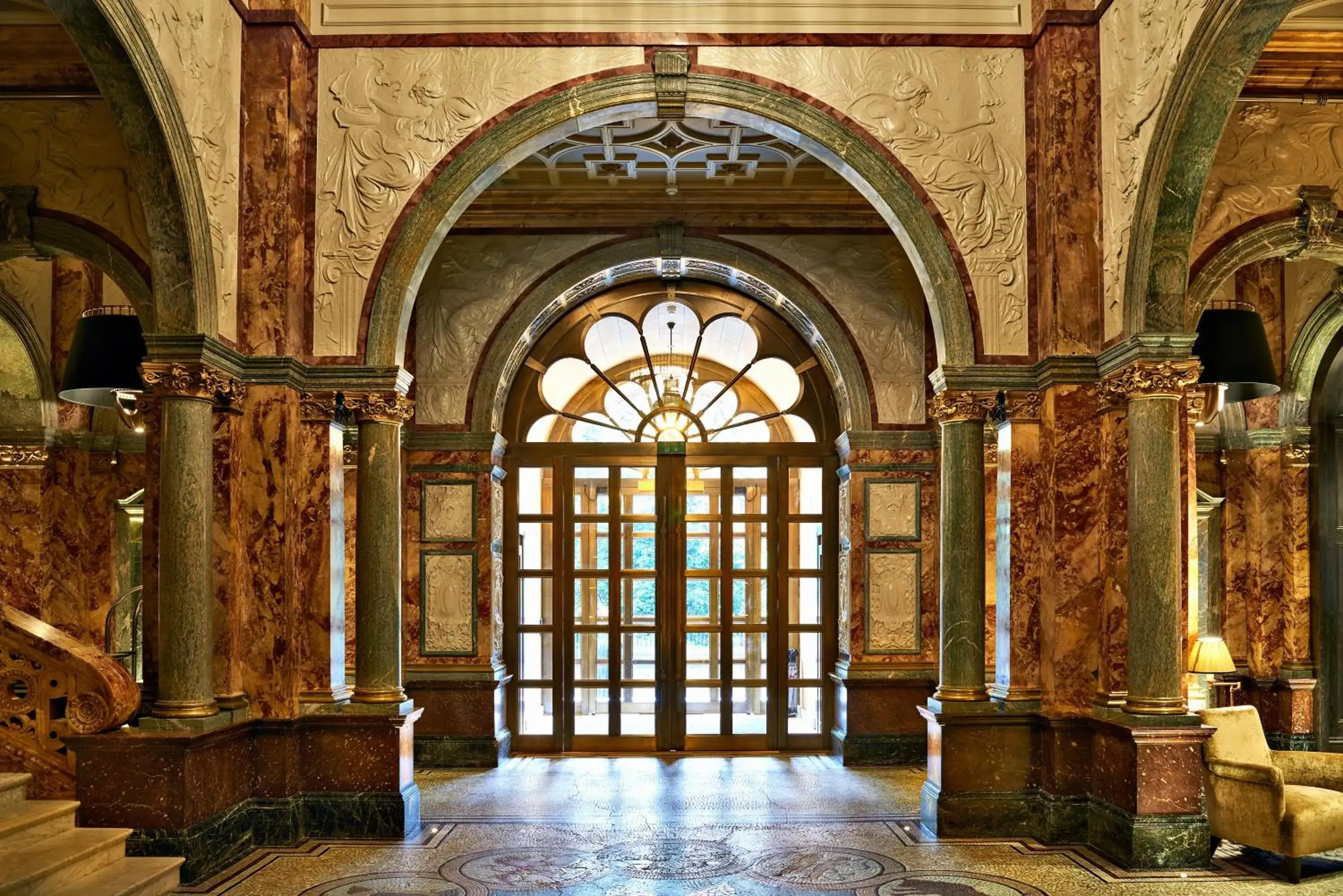Facade/entrance in Kimpton Fitzroy London by IHG Facade/entrance in Kimpton Fitzroy London by IHG