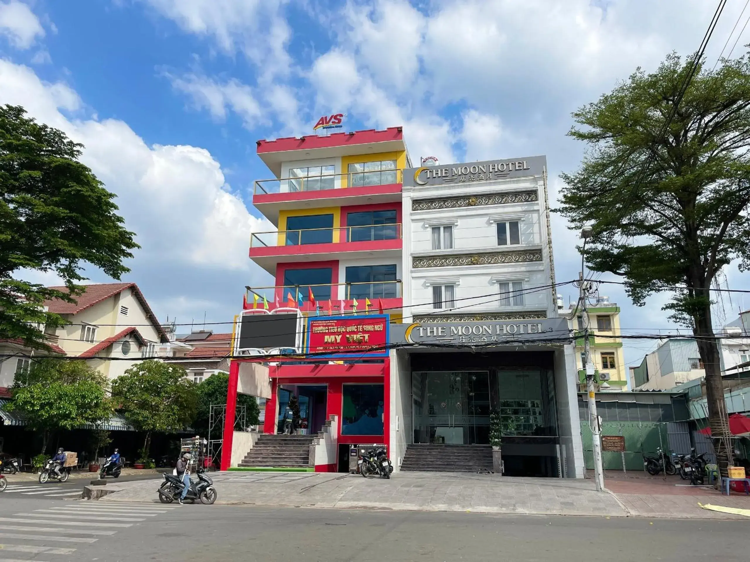 The Moon Hotel 3 The Moon Hotel 3