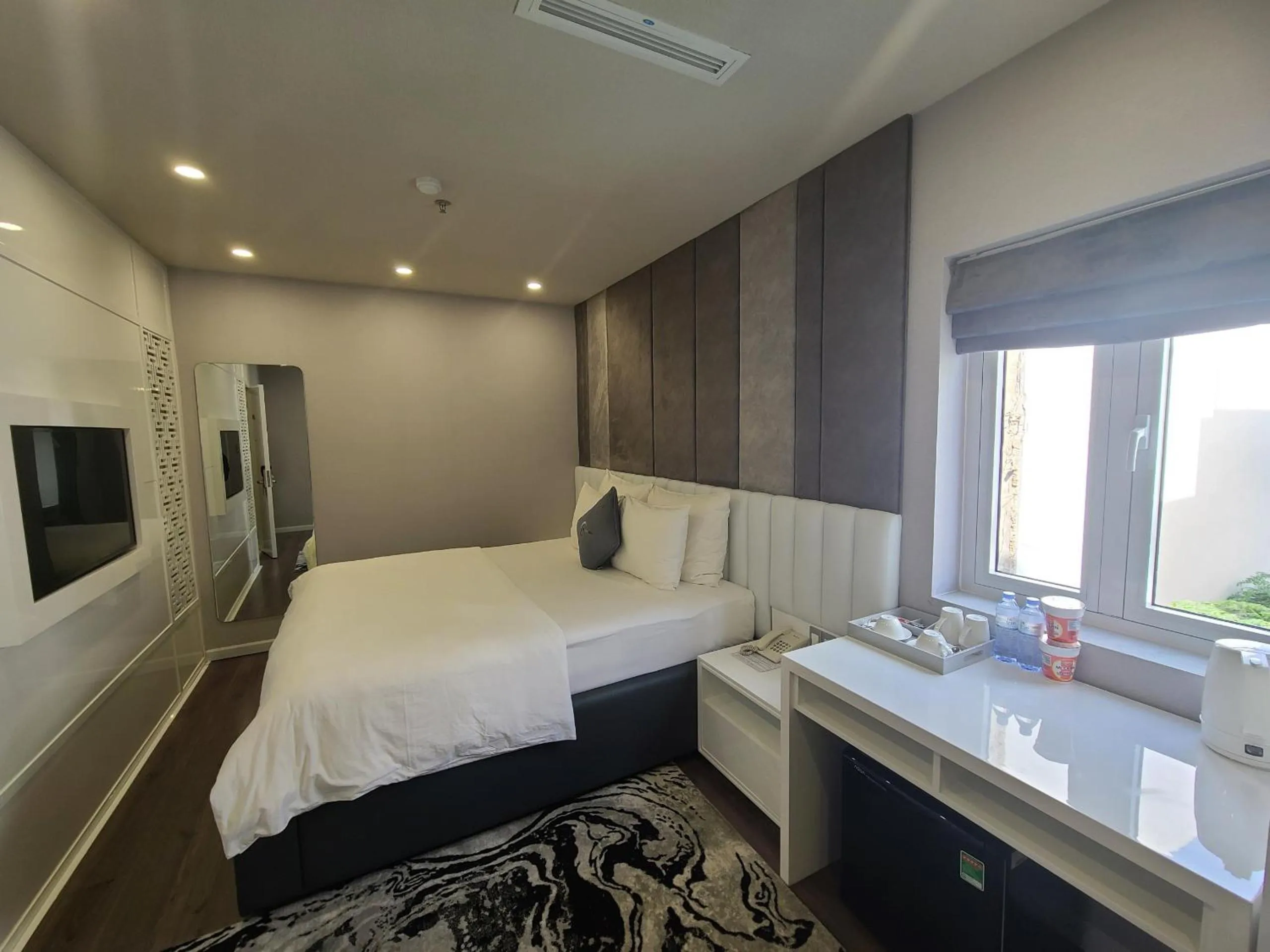 TV and multimedia in The Moon Hotel 3