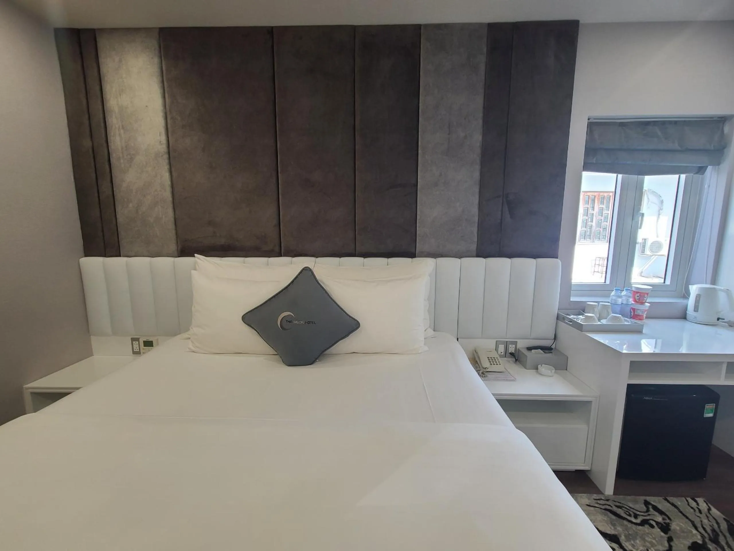 Bed in The Moon Hotel 3