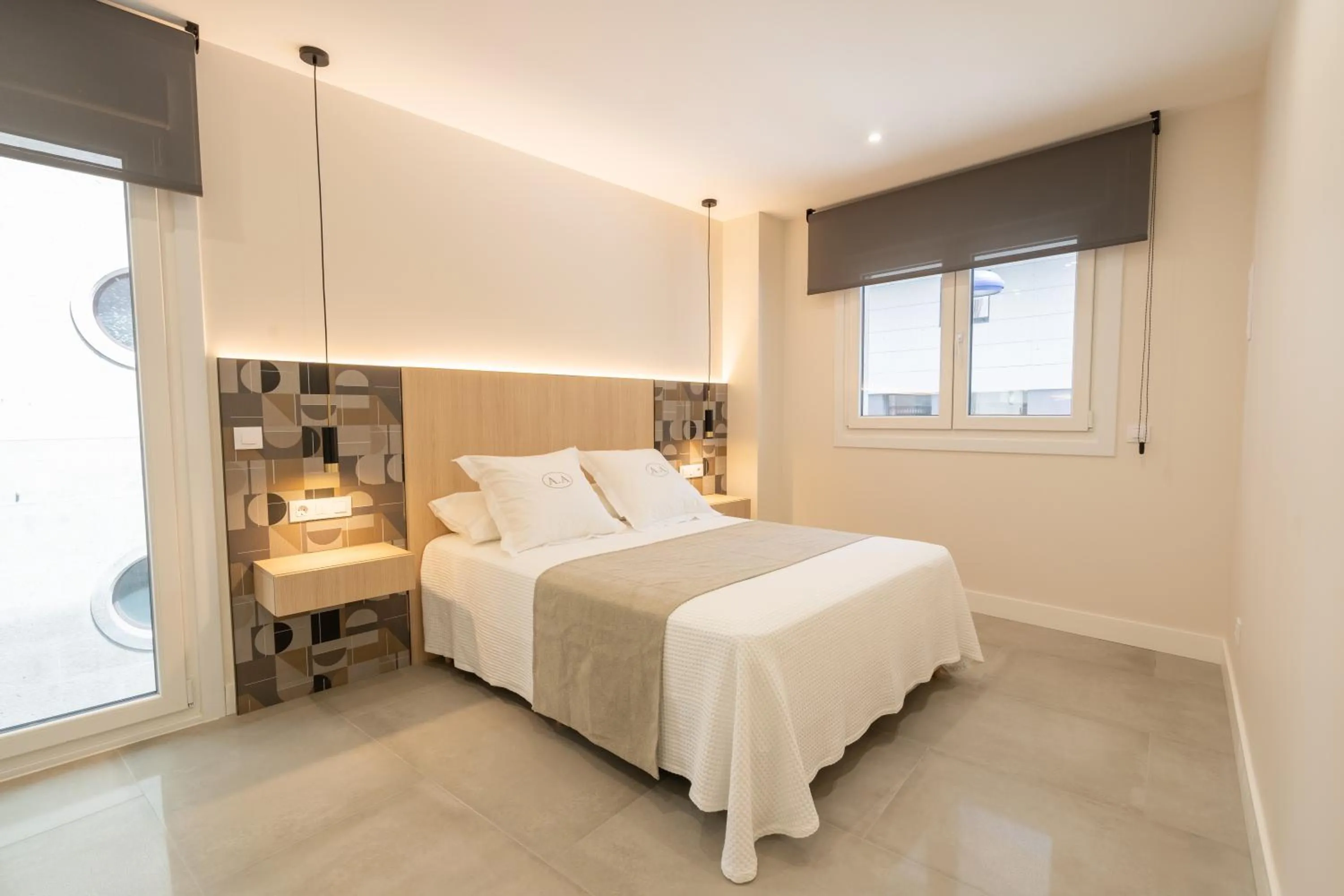 Bedroom, Bed in Cíes Luxury Suitel Areosa 22