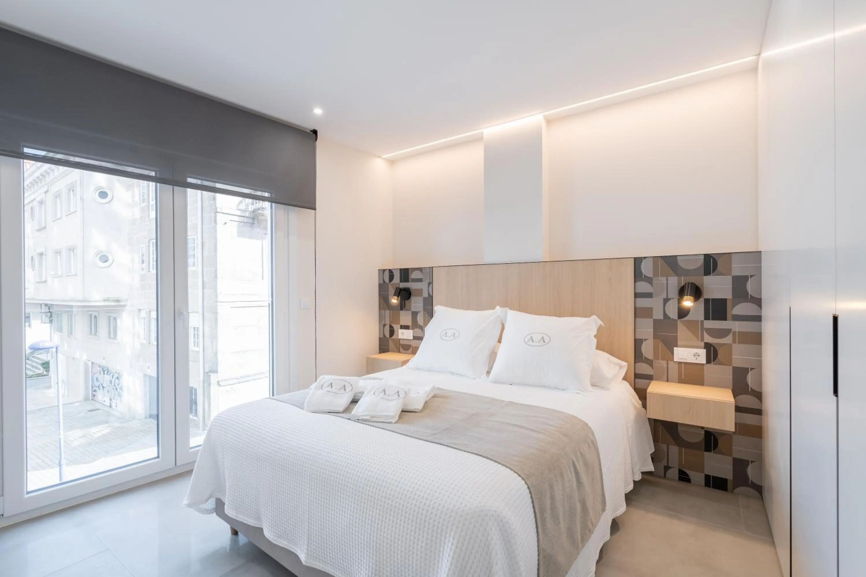 Bedroom, Bed in Cíes Luxury Suitel Areosa 22