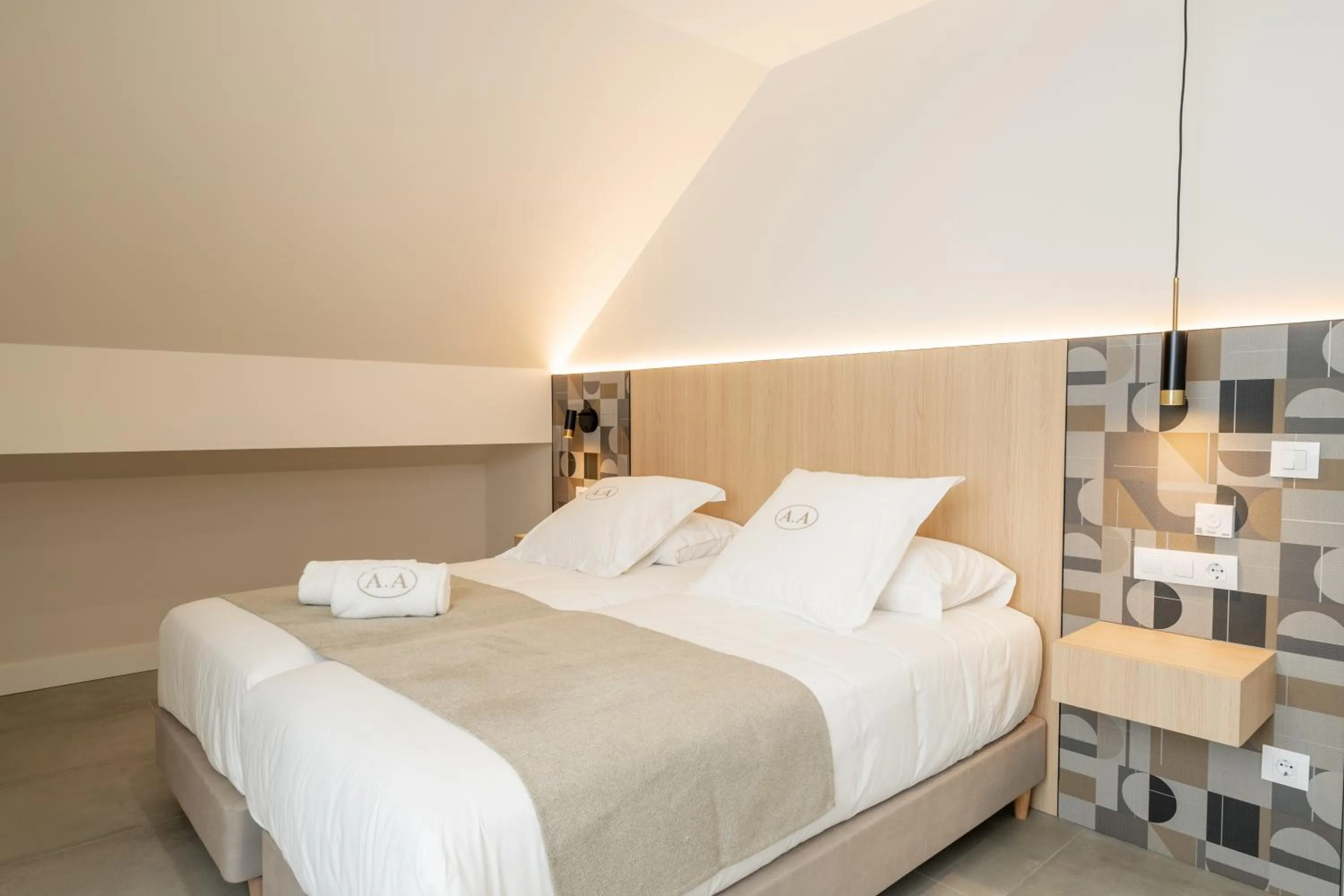 Bedroom, Bed in Cíes Luxury Suitel Areosa 22