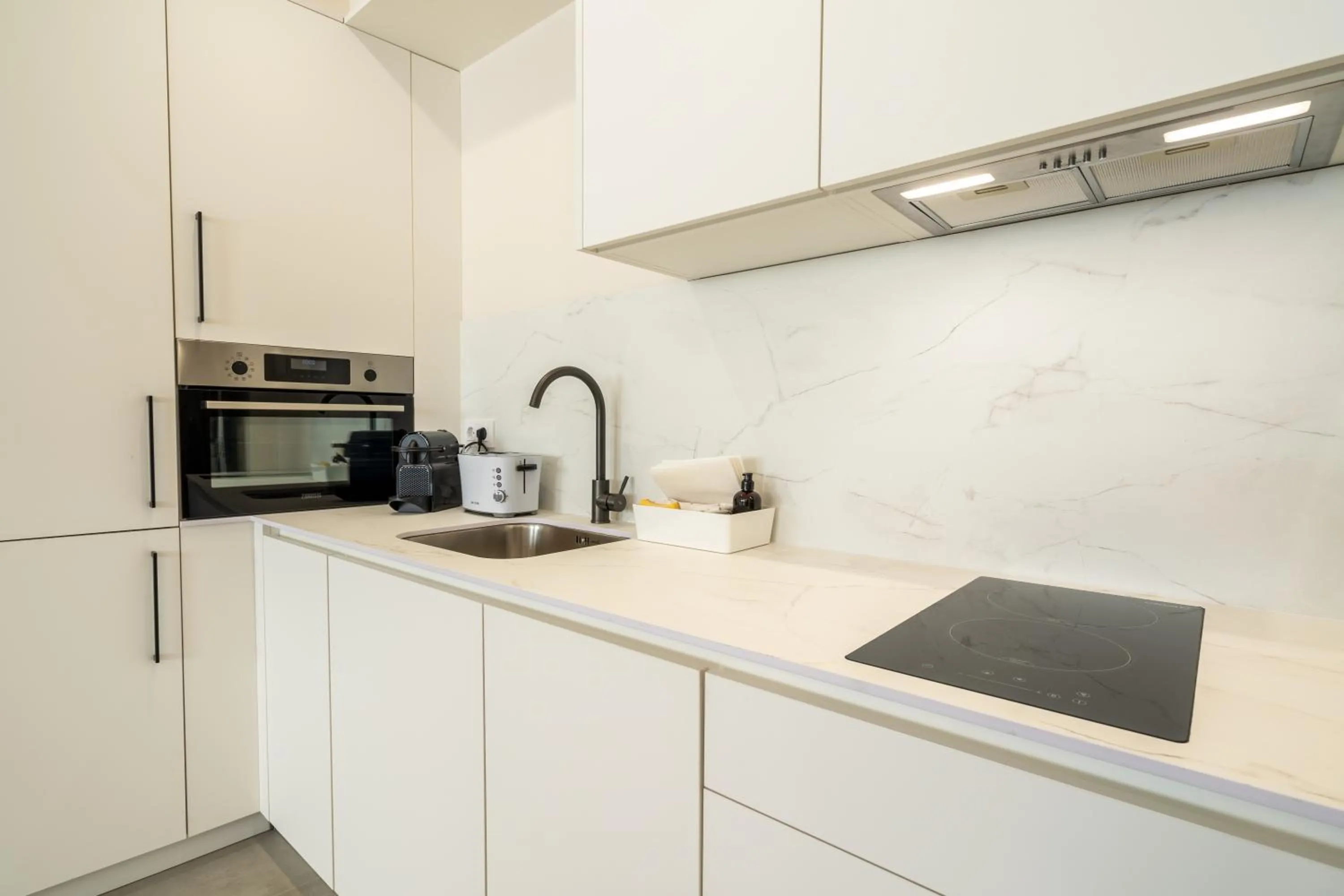 kitchen in Cíes Luxury Suitel Areosa 22