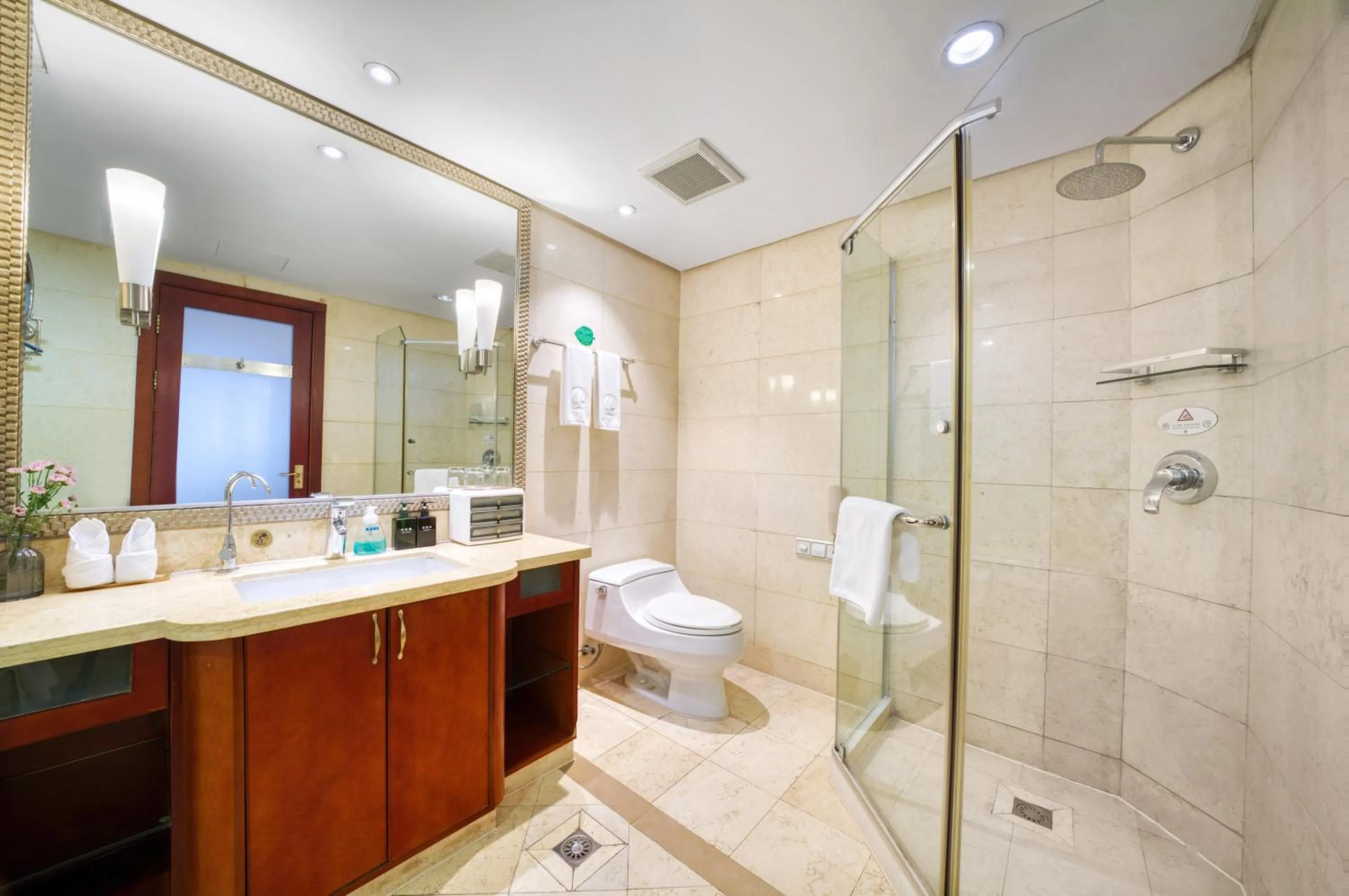 Hangzhou Haiwaihai Communication Hotel