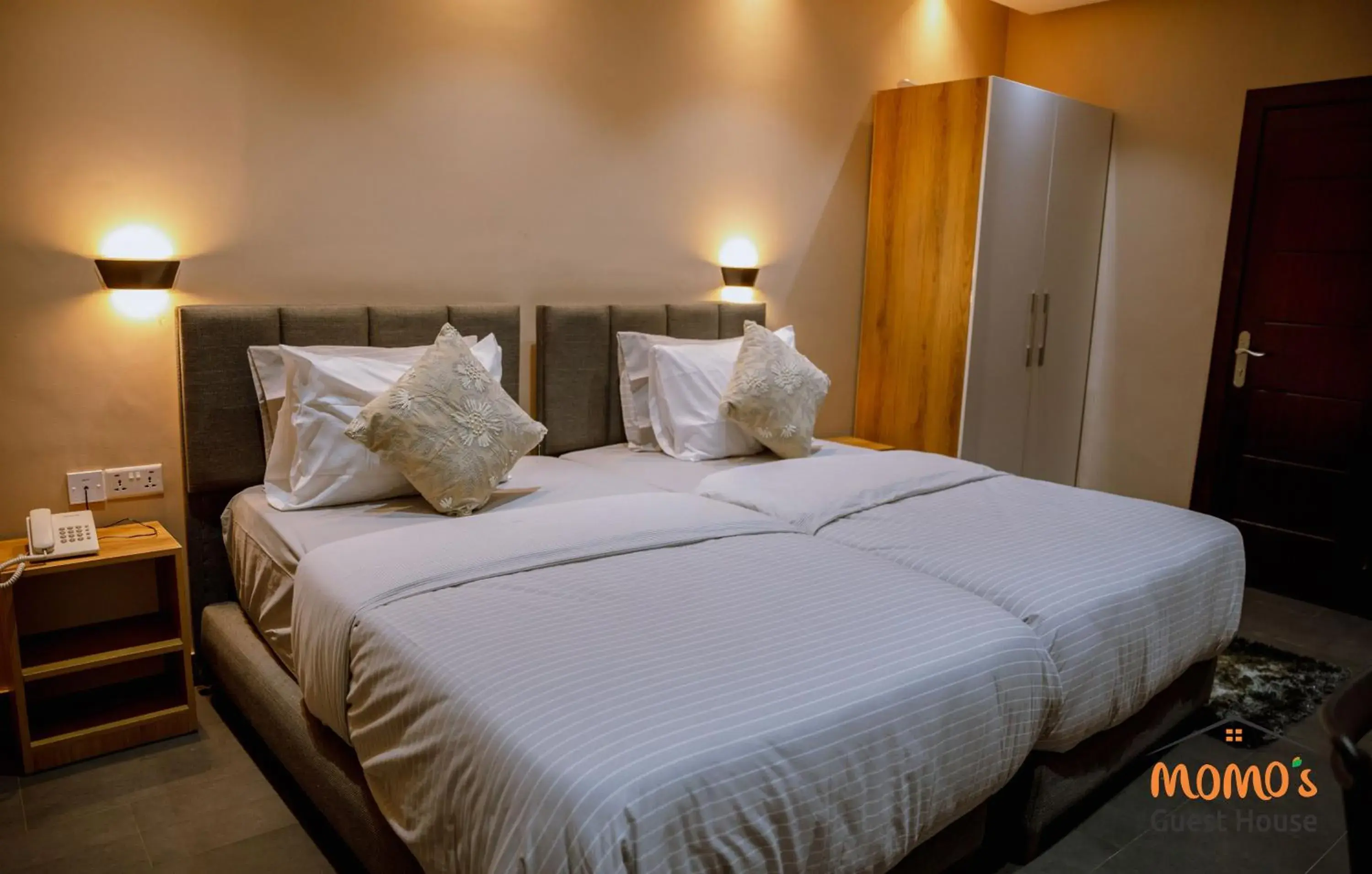 Standard Twin Room - single occupancy in Momo's Hotel Standard Twin Room - single occupancy in Momo's Hotel