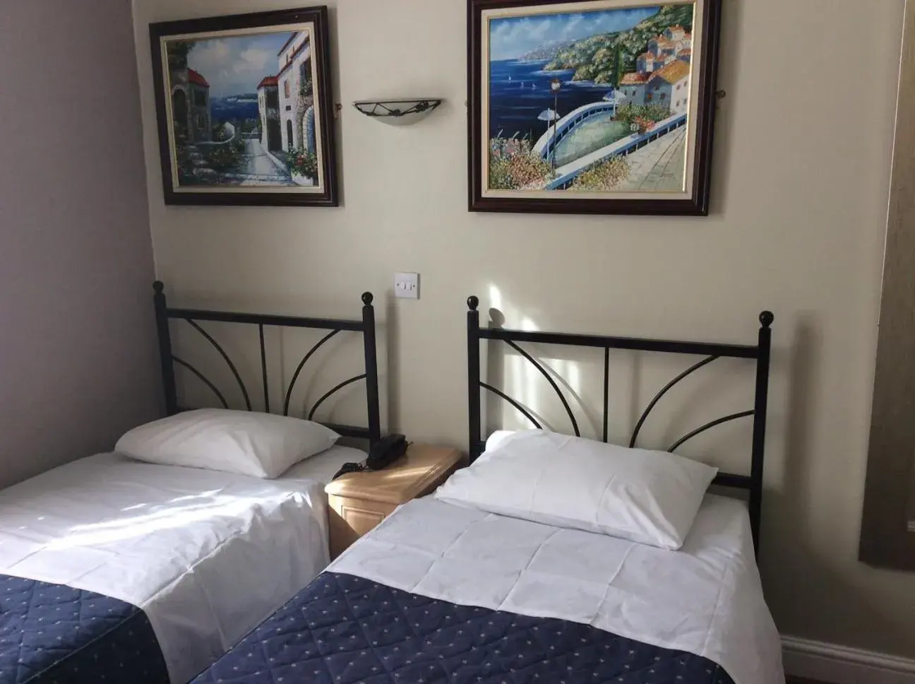 Bedroom, Bed in Central Hotel Bedroom, Bed in Central Hotel