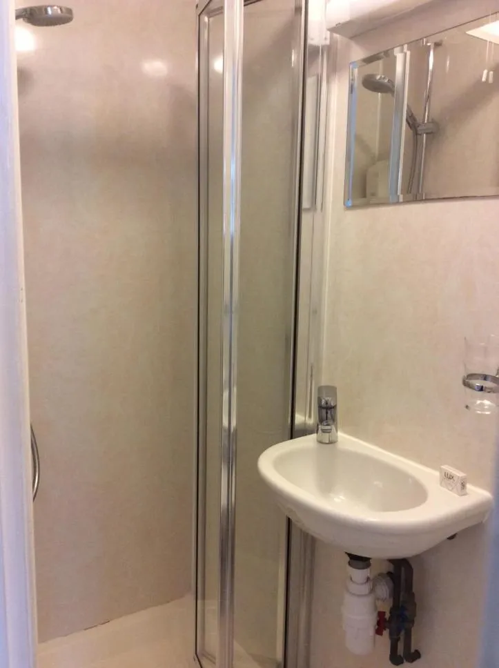 Bathroom in Central Hotel