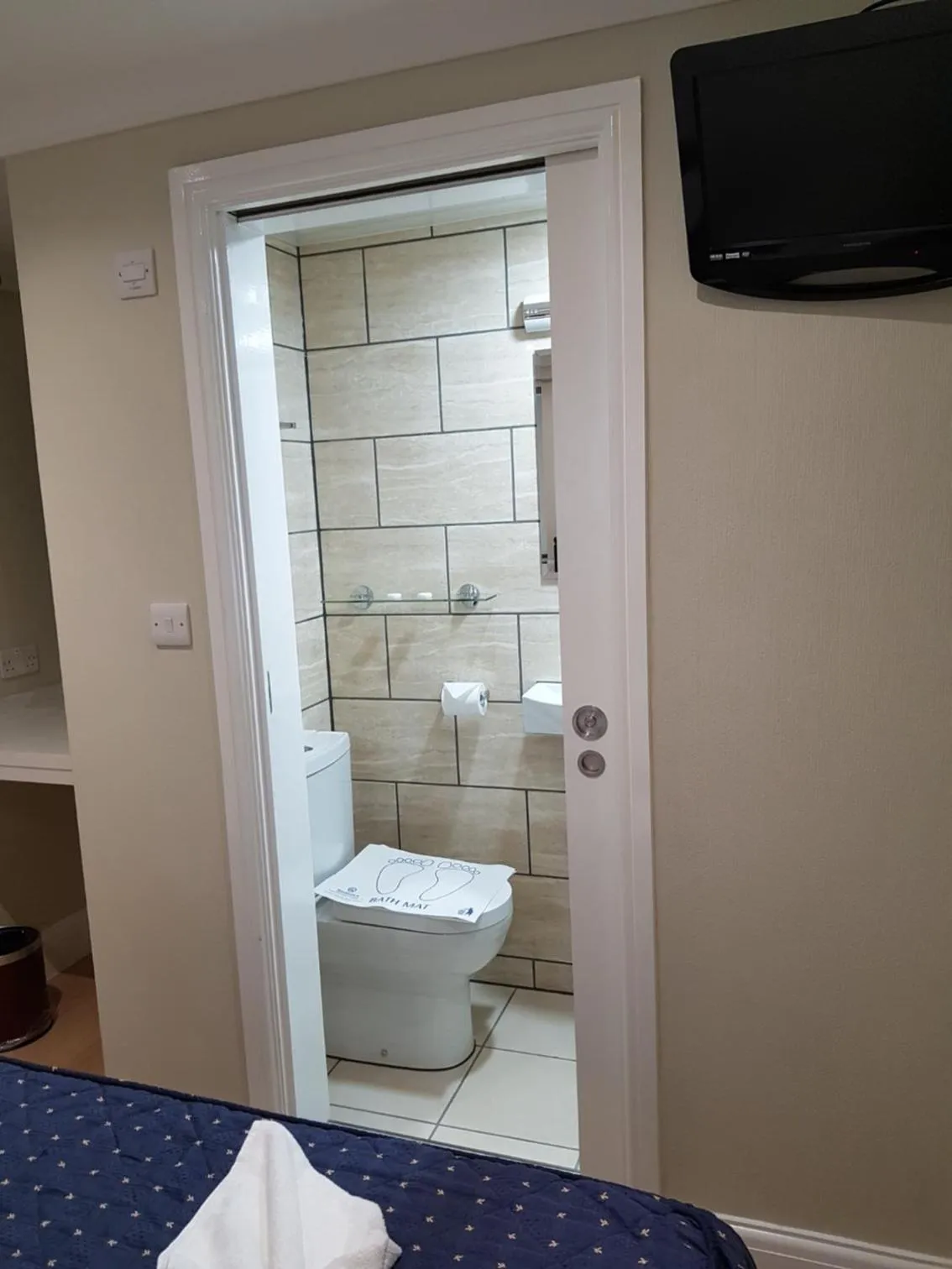 Toilet in Central Hotel