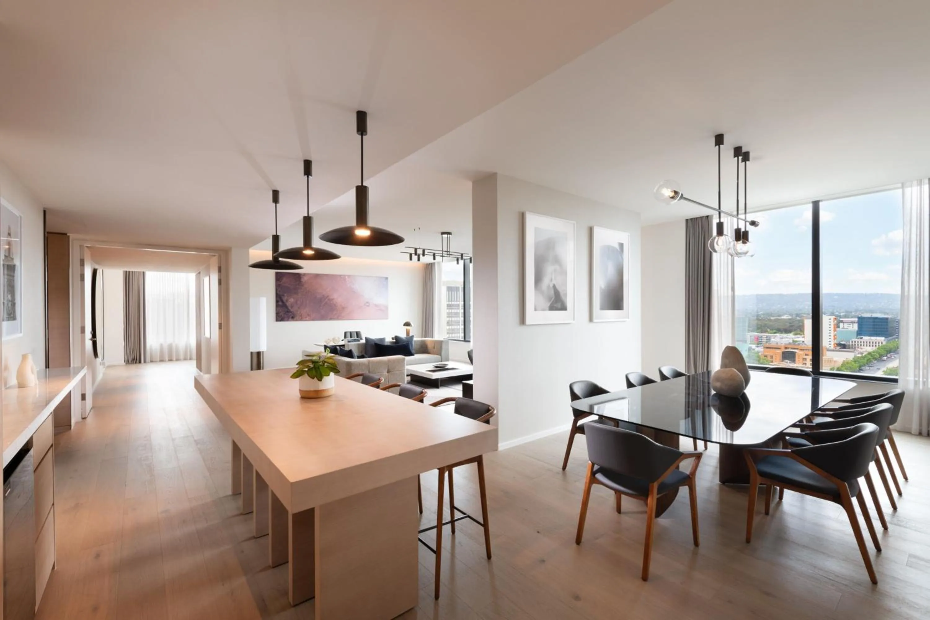 Living room in Adelaide Marriott Hotel