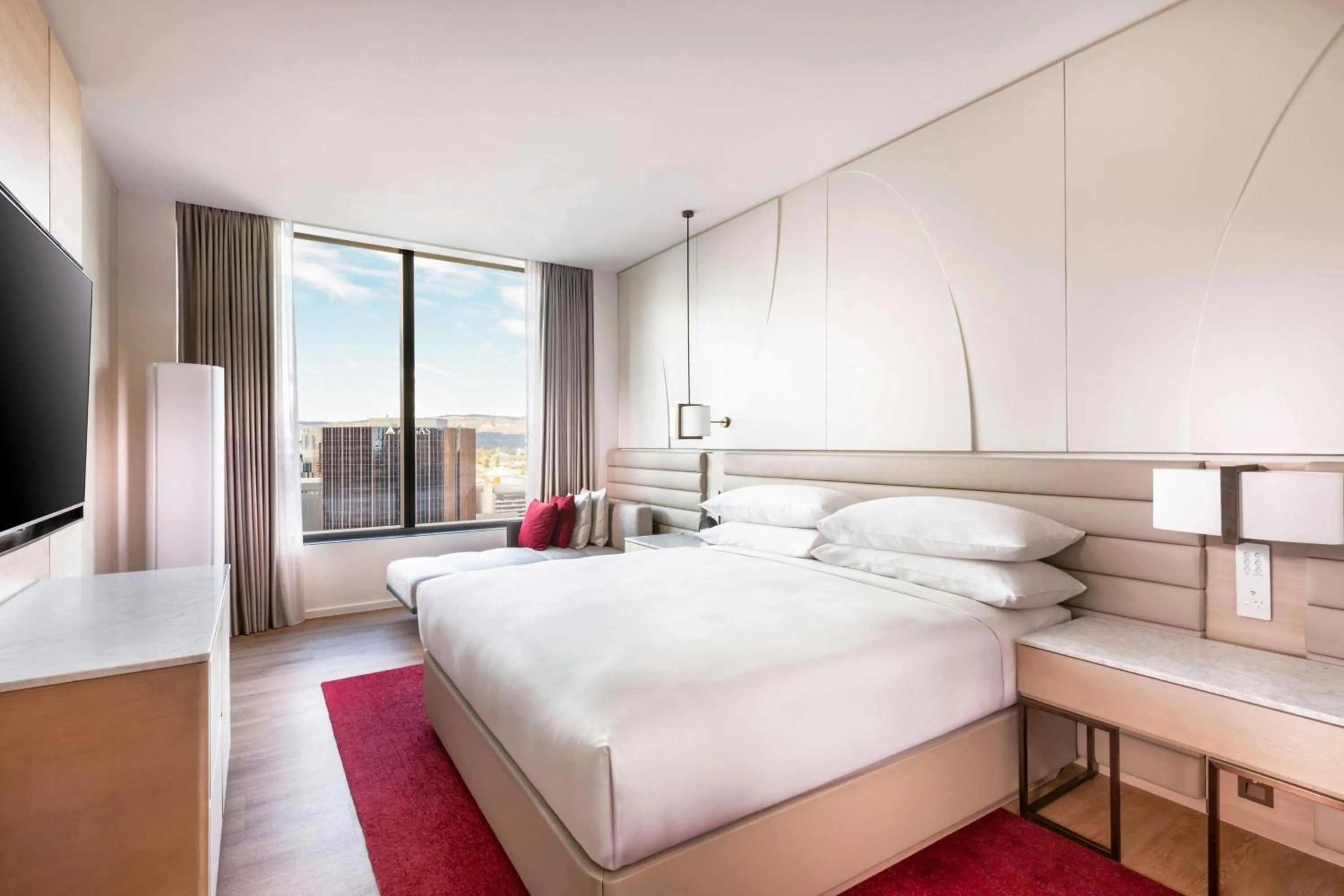 Bedroom, Bed in Adelaide Marriott Hotel