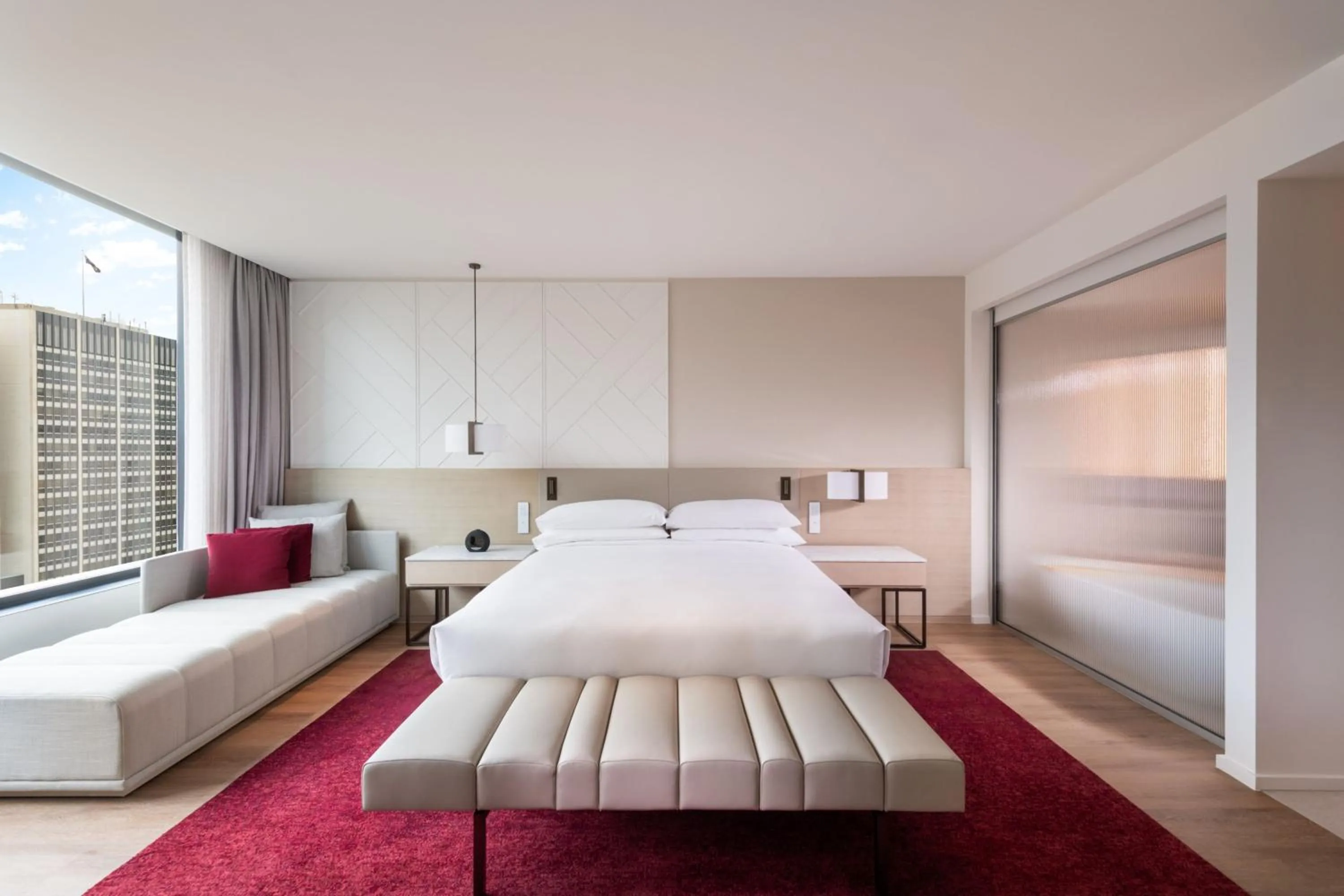 Lounge or bar, Bed in Adelaide Marriott Hotel