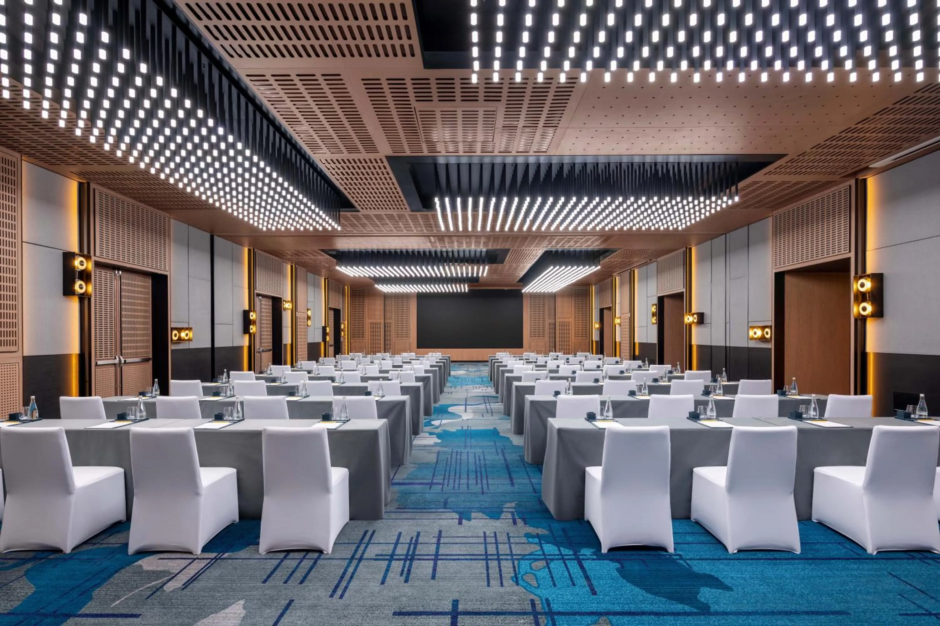 Banquet/Function facilities in Renaissance Beijing Haidian Hotel