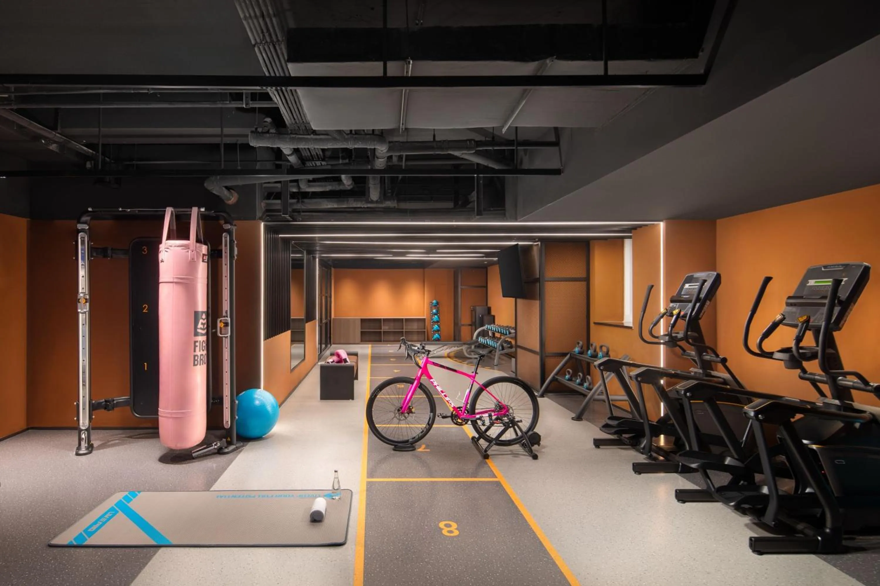 Fitness centre/facilities in Moxy Chongqing