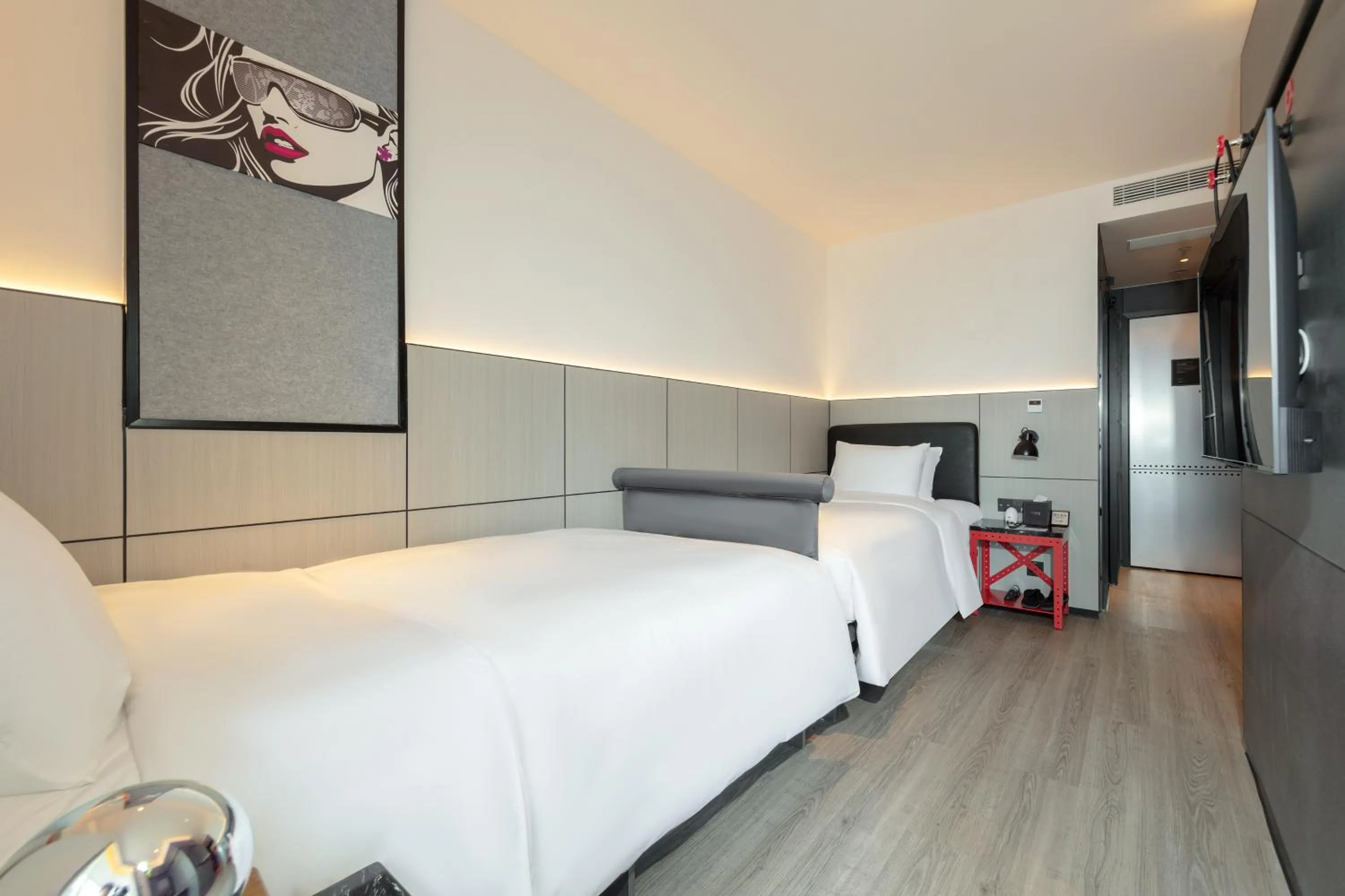 Bed in Moxy Chongqing
