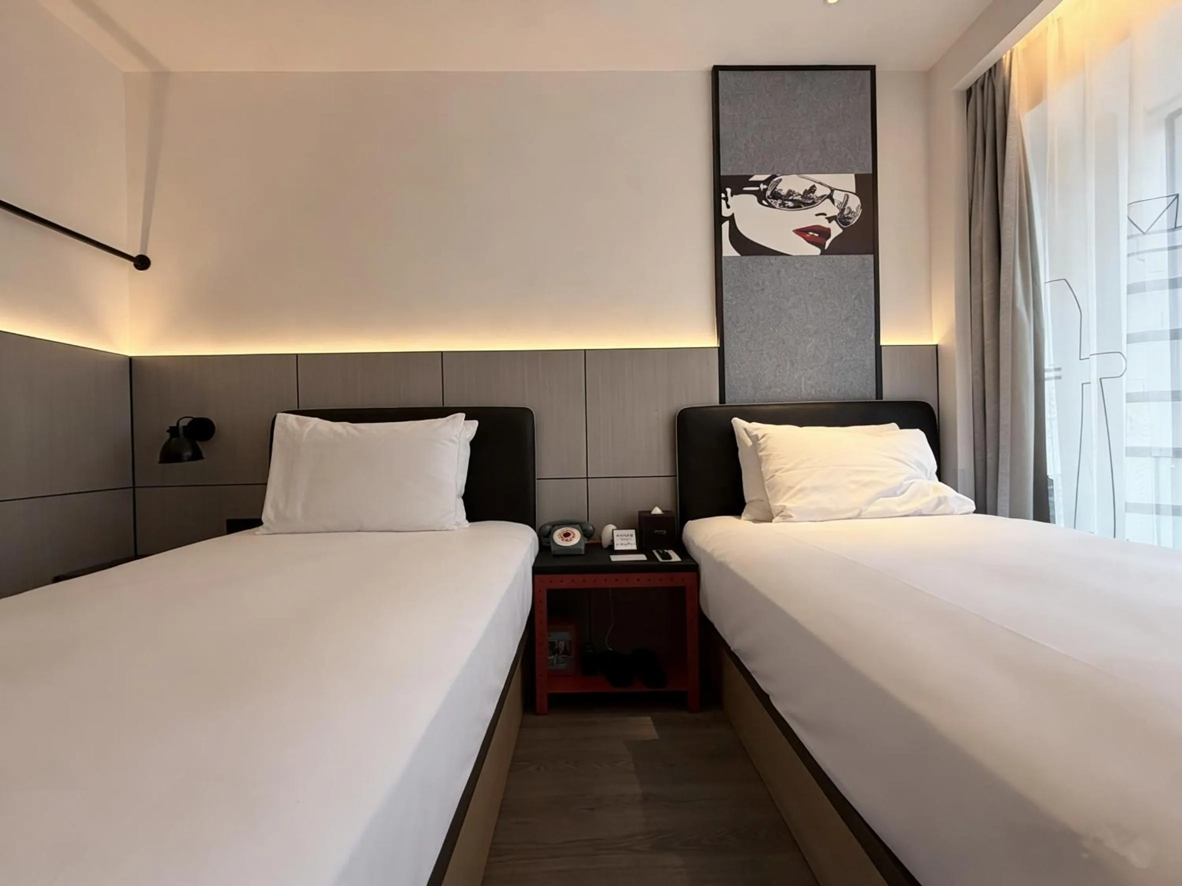 Bed in Moxy Chongqing