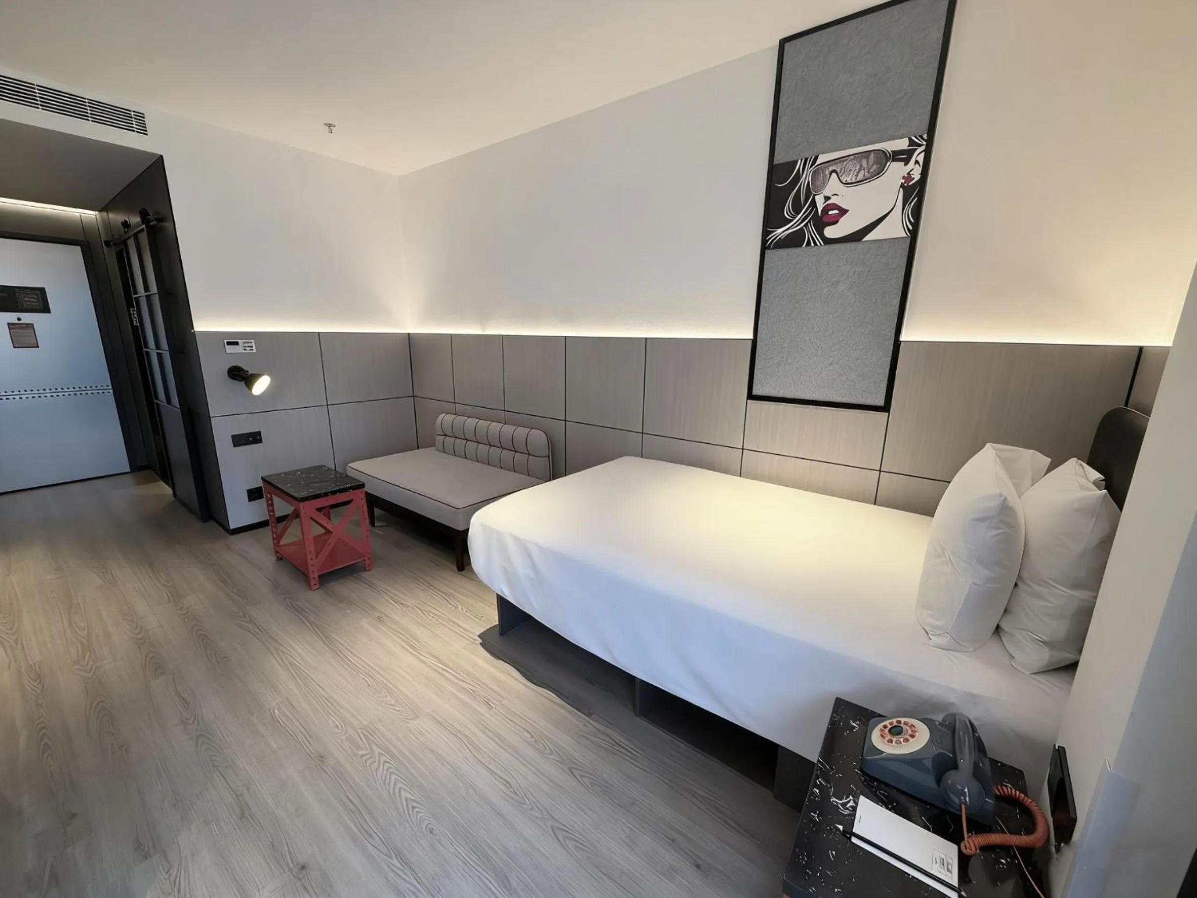 Bed in Moxy Chongqing