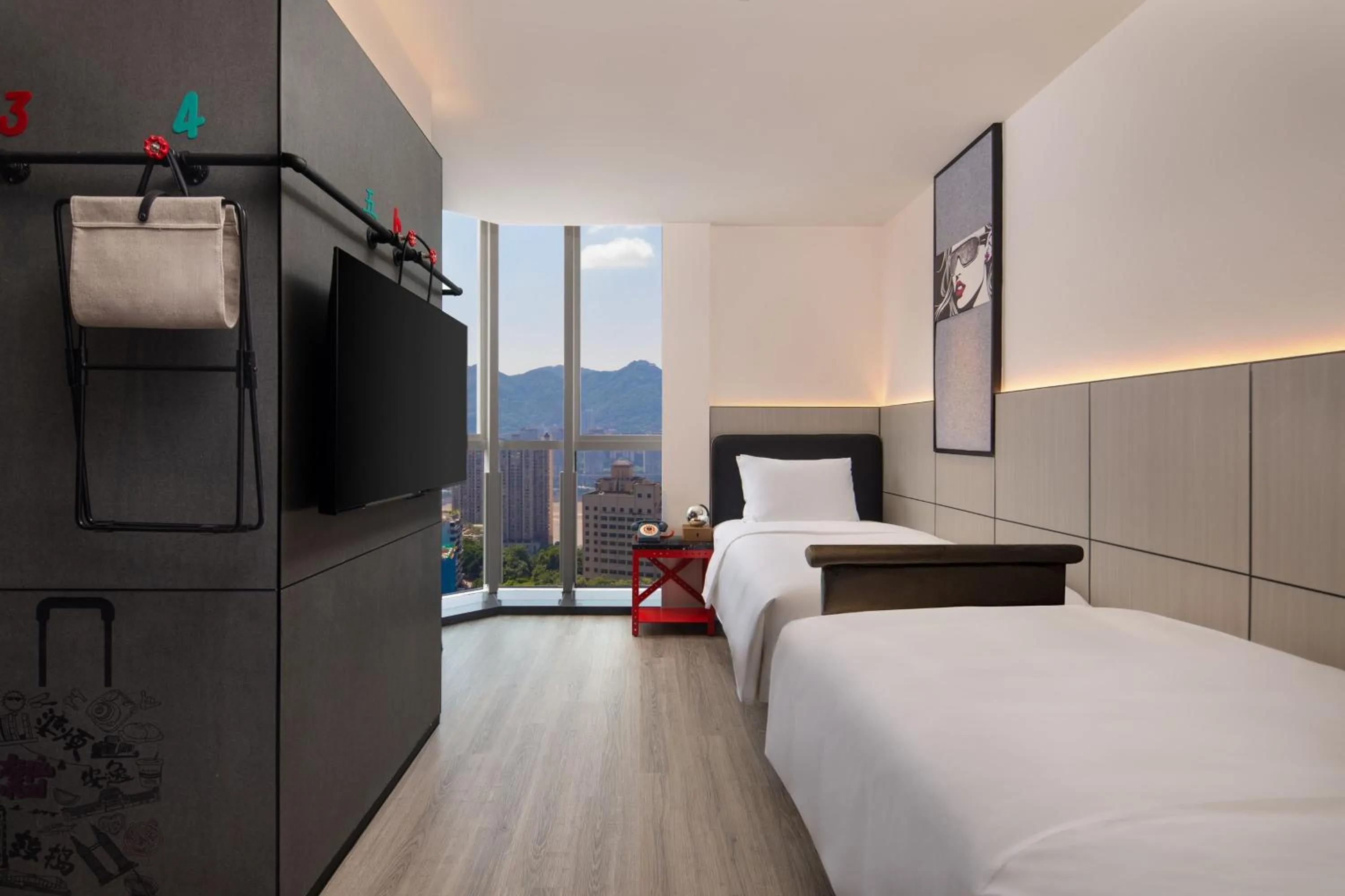 Photo of the whole room, Bed in Moxy Chongqing