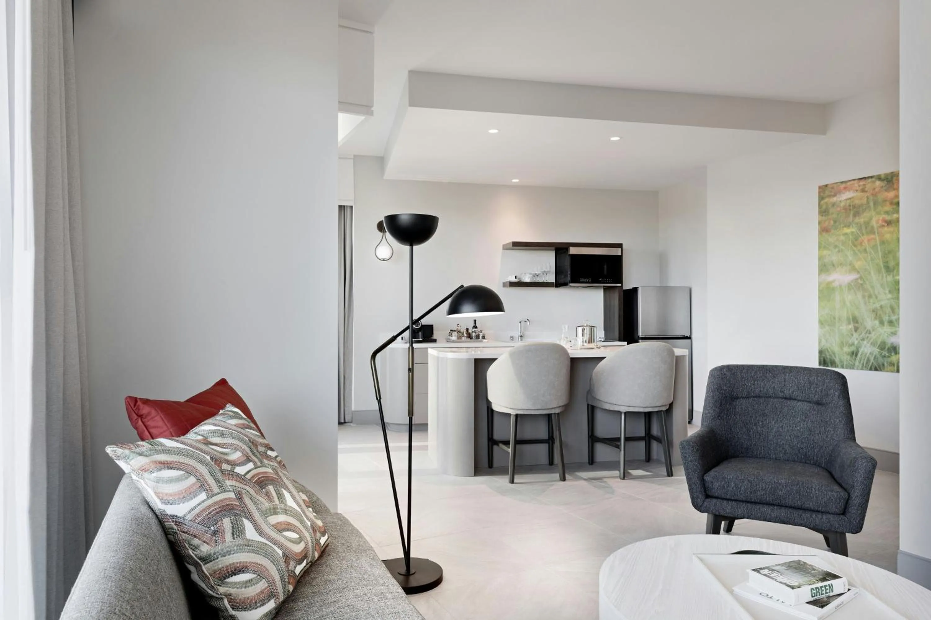 Living room in HALL Park Hotel, Autograph Collection