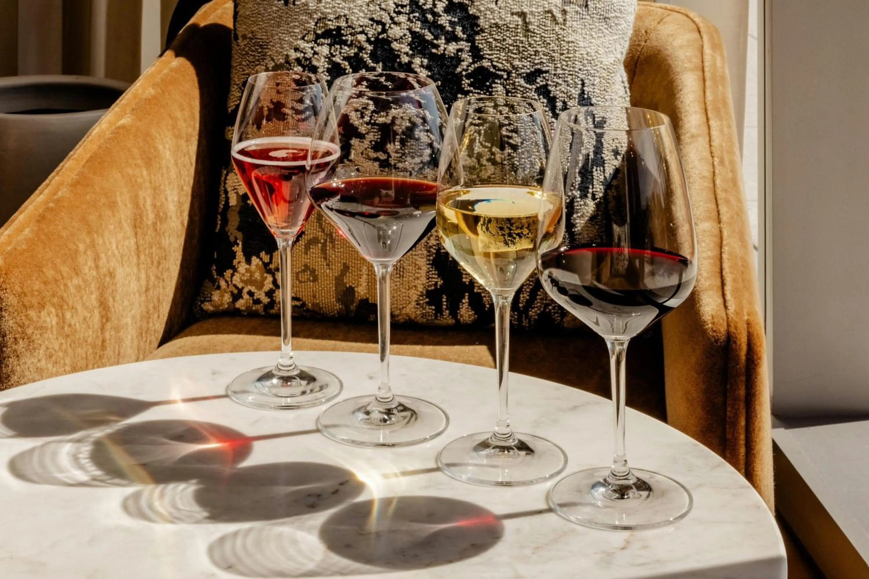 Lounge or bar in HALL Park Hotel, Autograph Collection