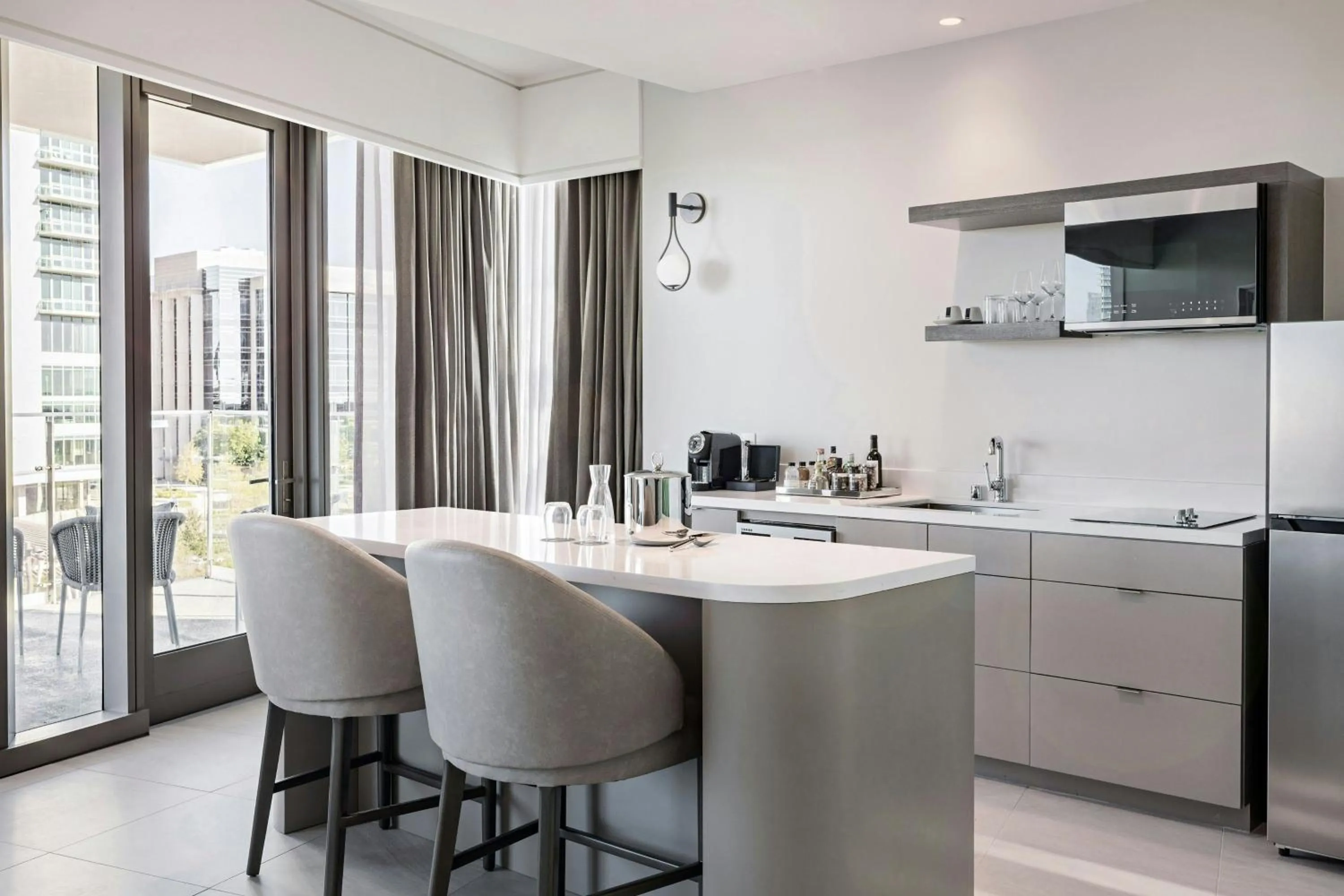 Kitchen or kitchenette in HALL Park Hotel, Autograph Collection