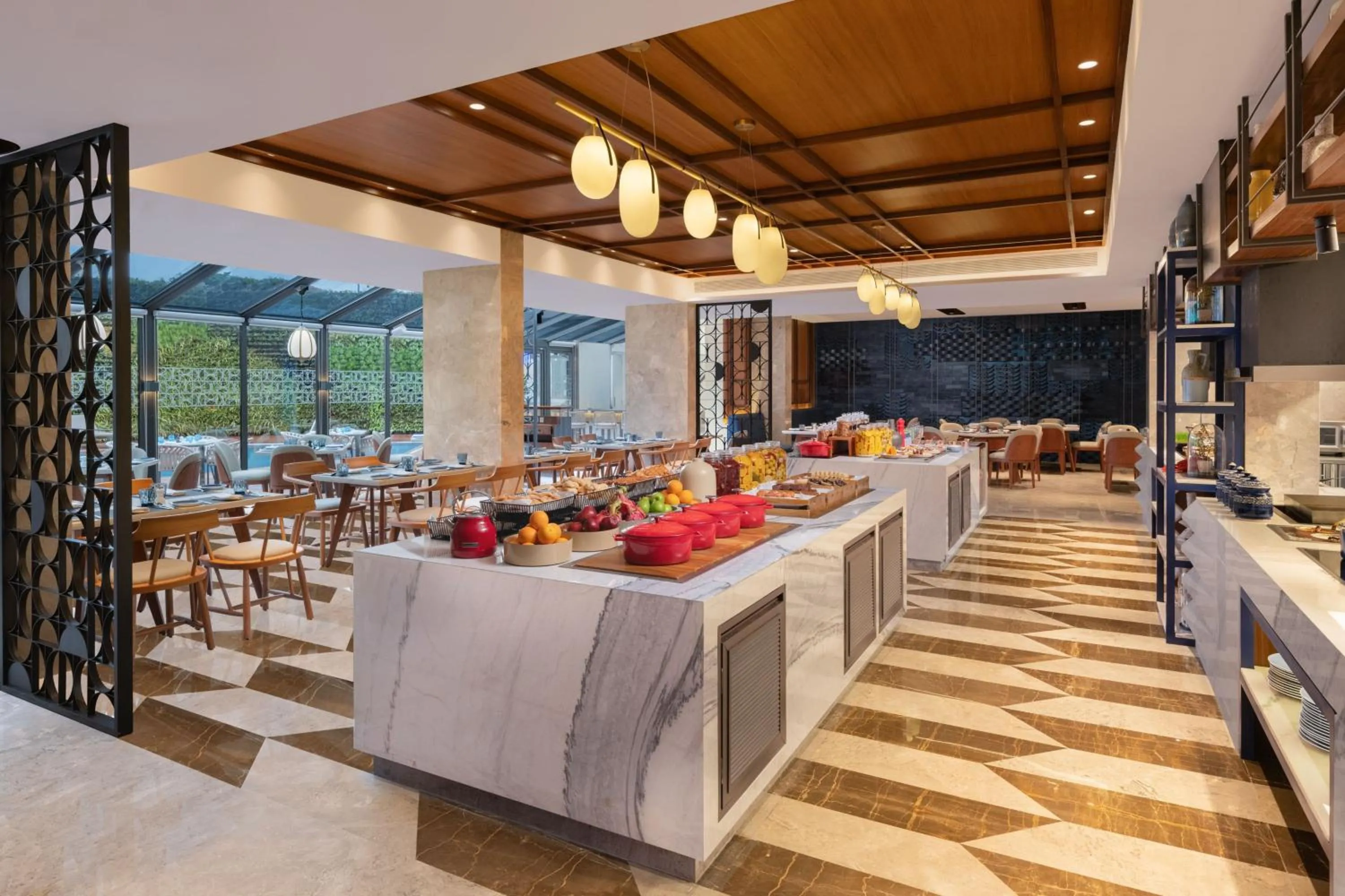 Kitchen or kitchenette in Courtyard by Marriott Goa Colva