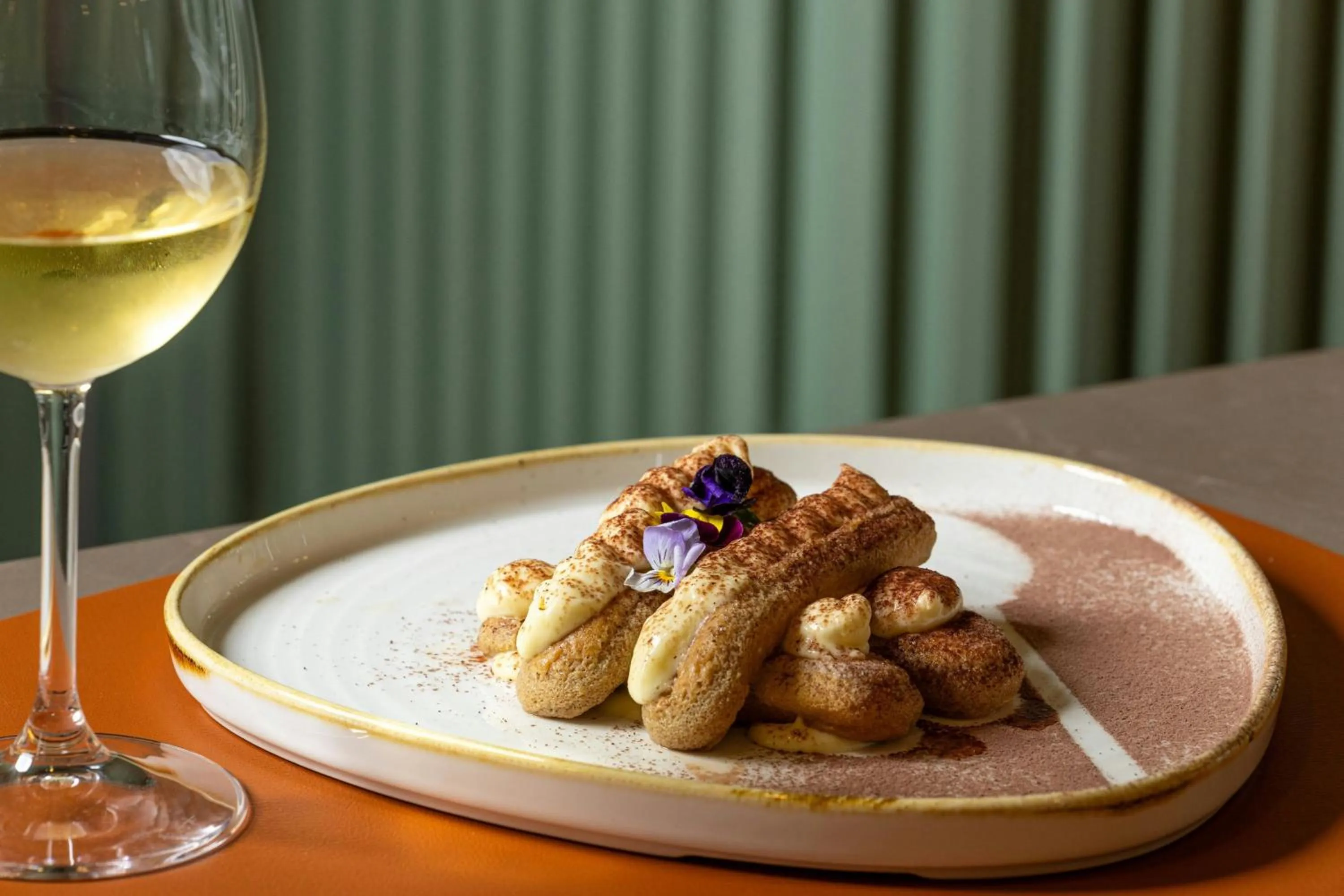 Restaurant/places to eat in Courtyard by Marriott Milano Linate