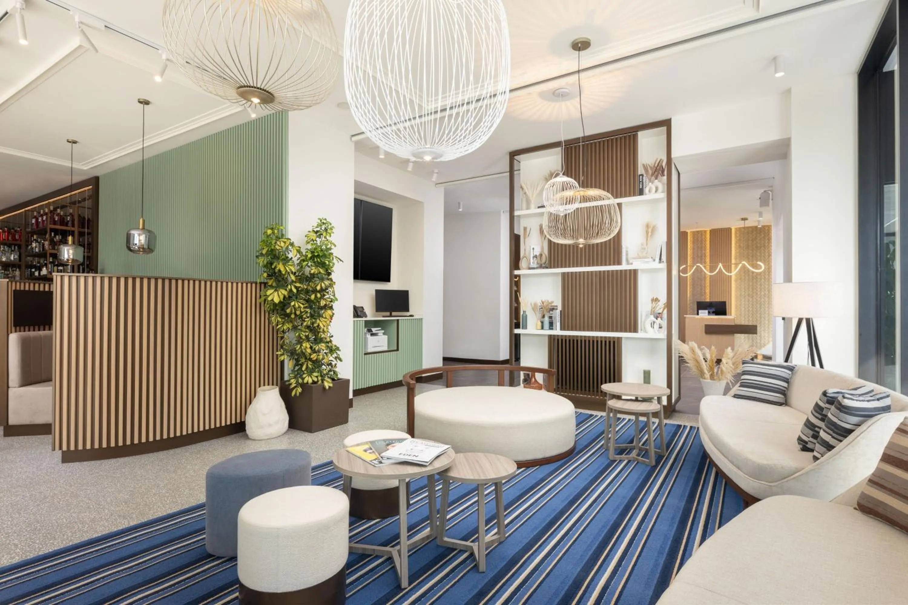 Lobby or reception in Courtyard by Marriott Milano Linate