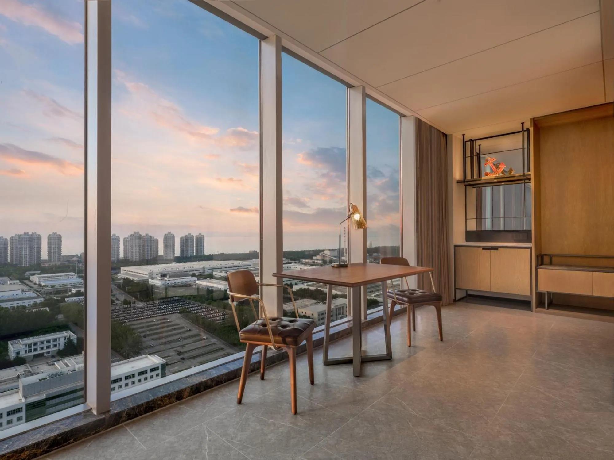 Photo of the whole room in Four Points by Sheraton Yantai