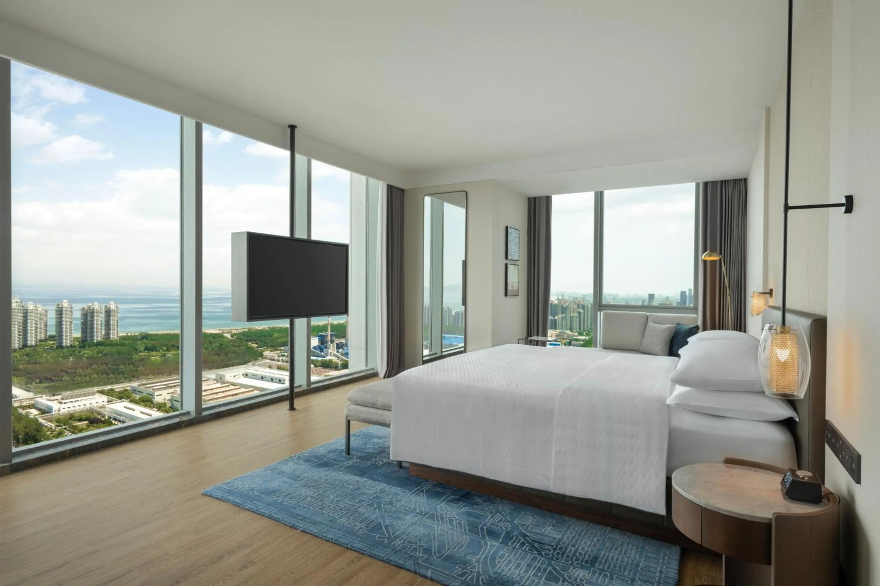 Bedroom, Bed in Four Points by Sheraton Yantai
