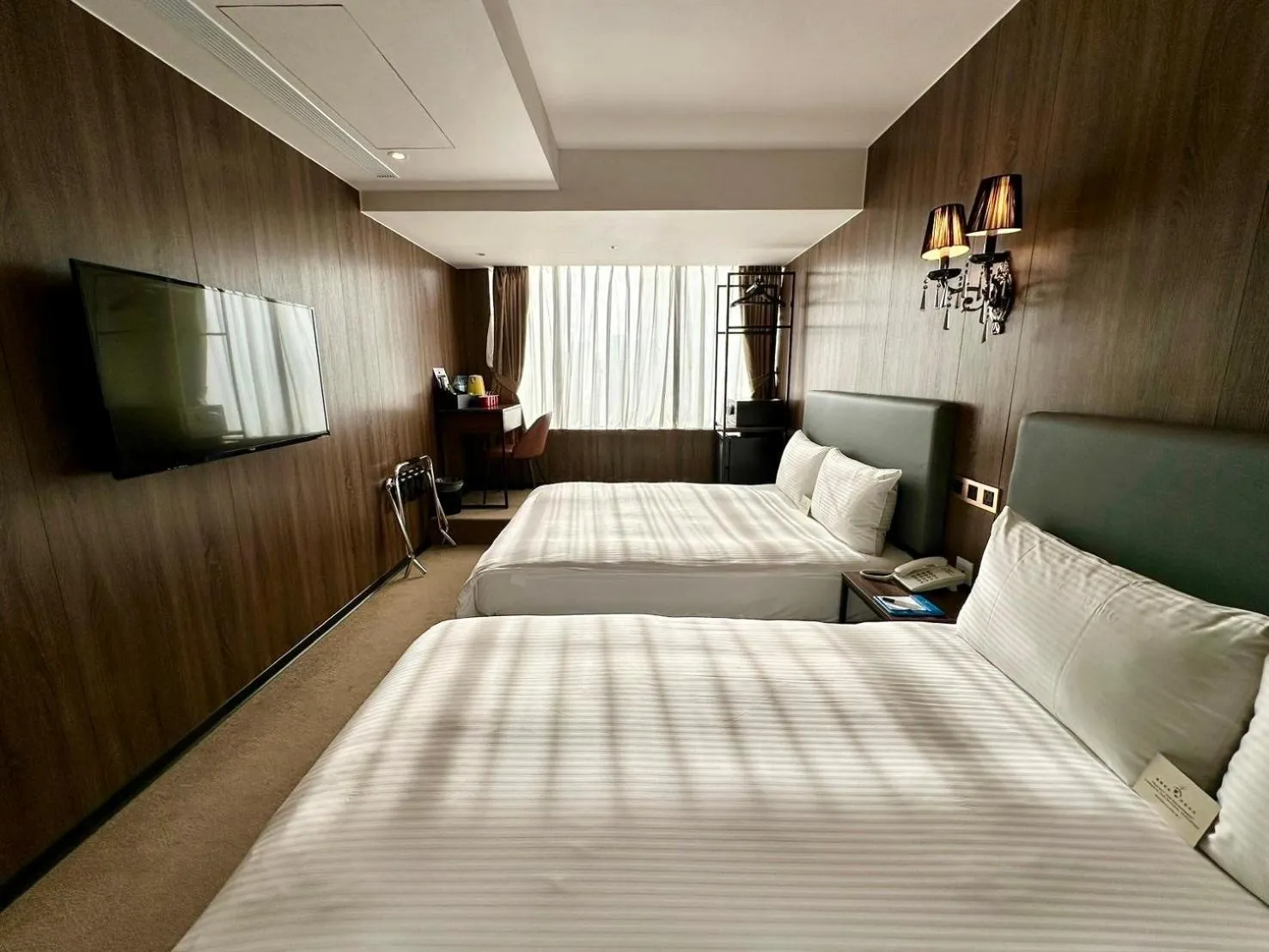 Bed in Airline Inn Ximen