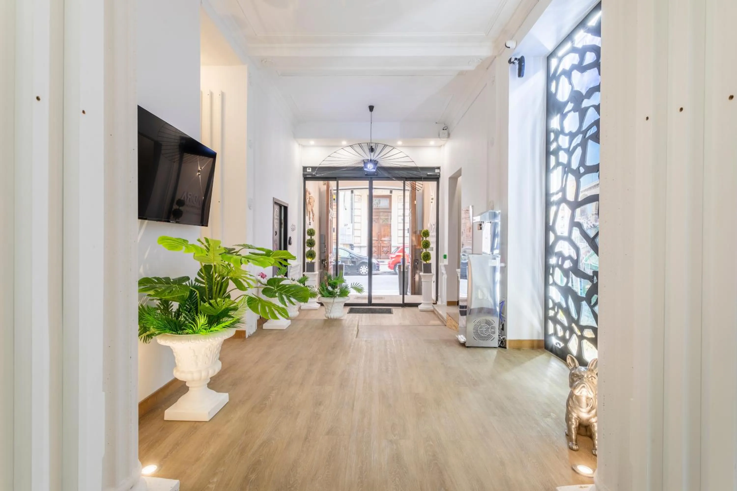 Property building in ADIRA Marseille Montgrand 2 étoiles