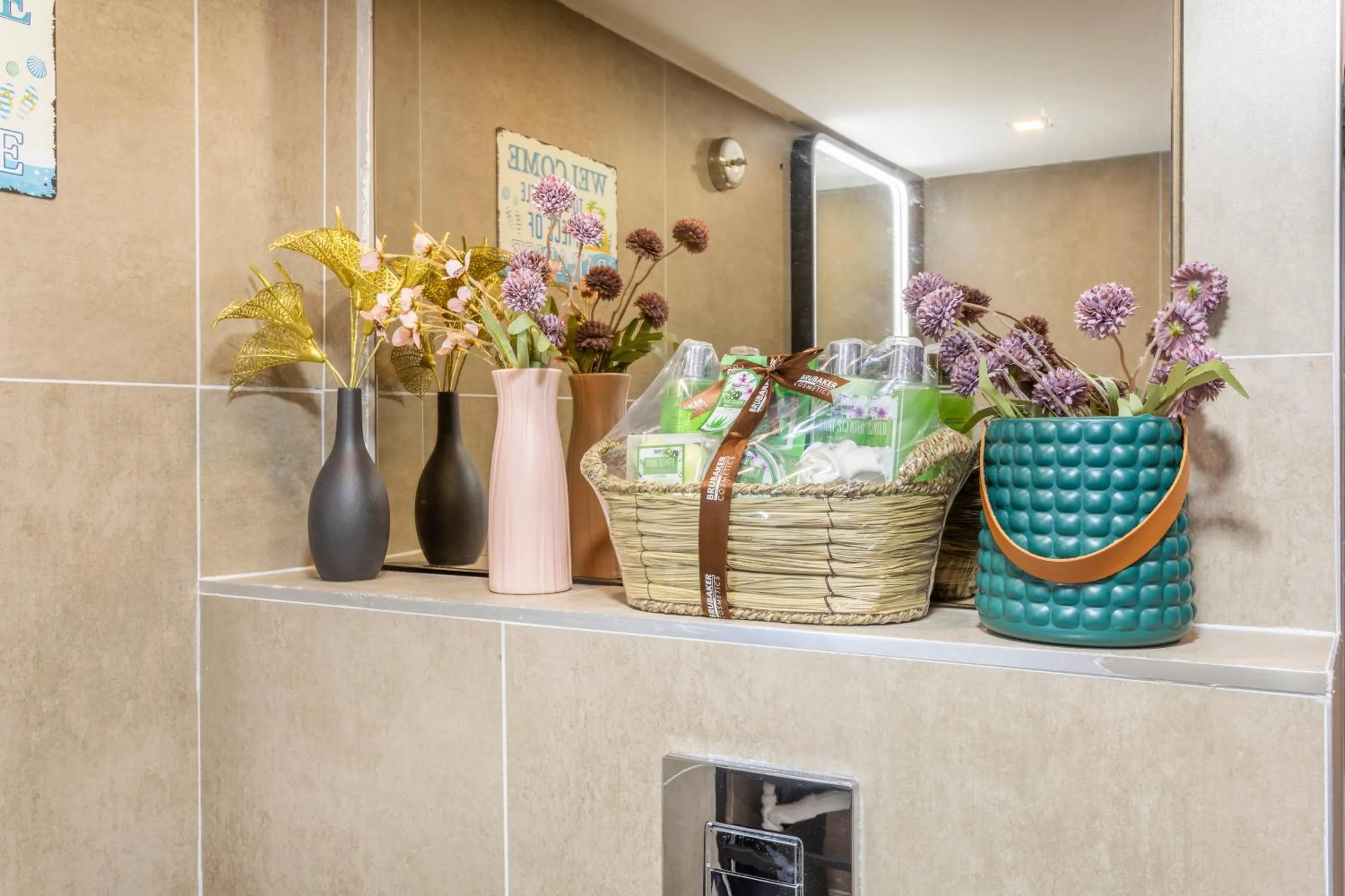 Bathroom in ADIRA Marseille Montgrand 2 étoiles