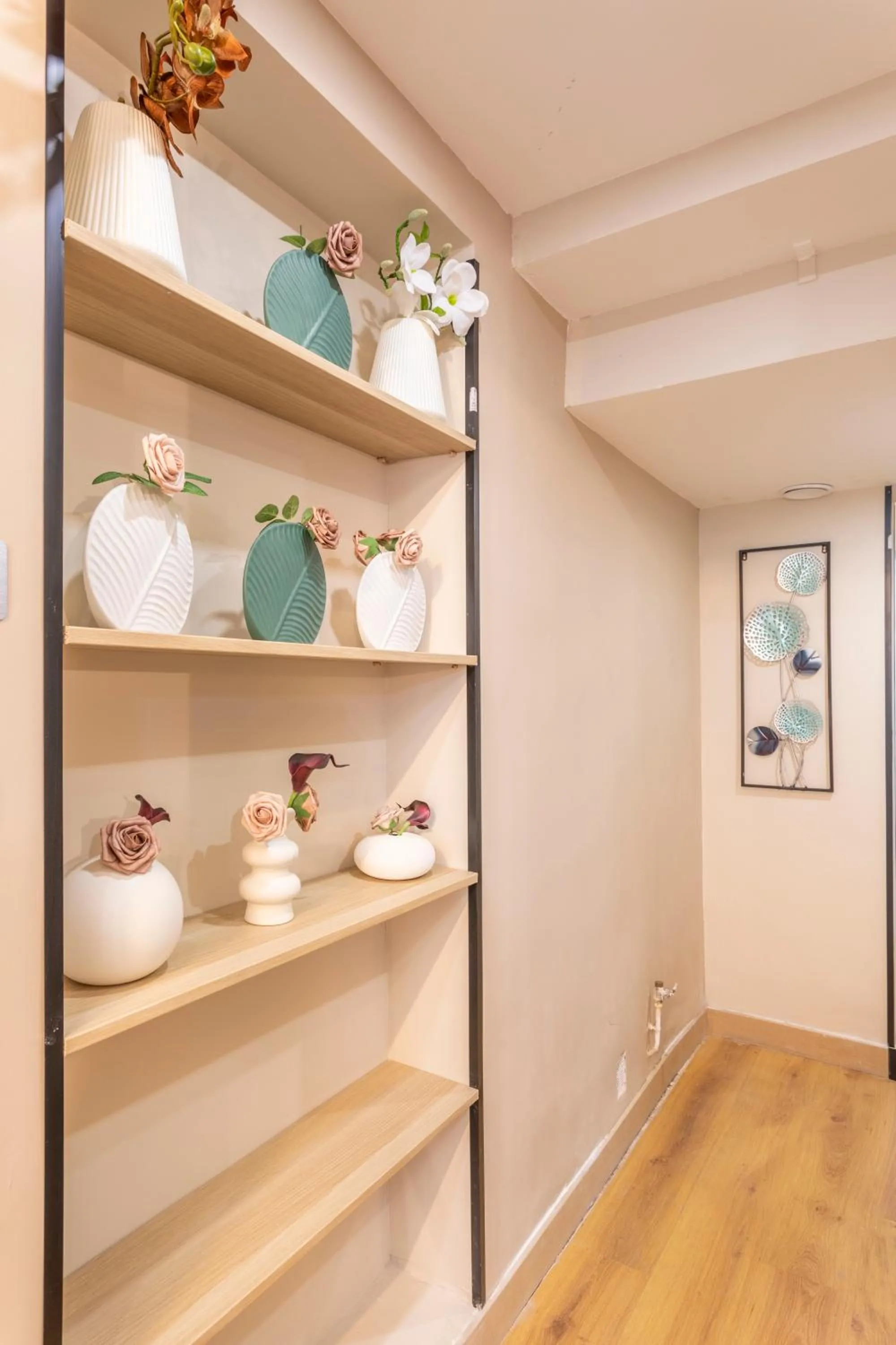 Communal lounge/ TV room in ADIRA Marseille Montgrand 2 étoiles