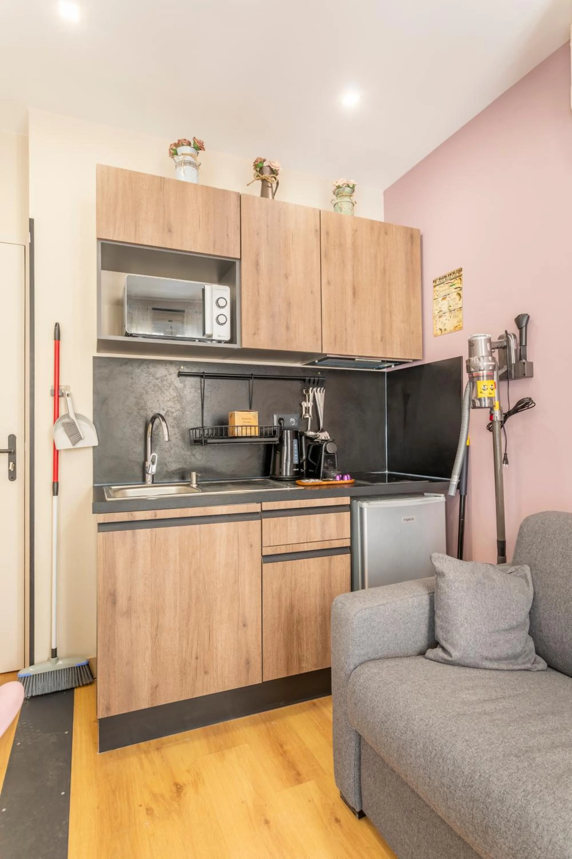 Coffee/tea facilities in ADIRA Marseille Montgrand 2 étoiles